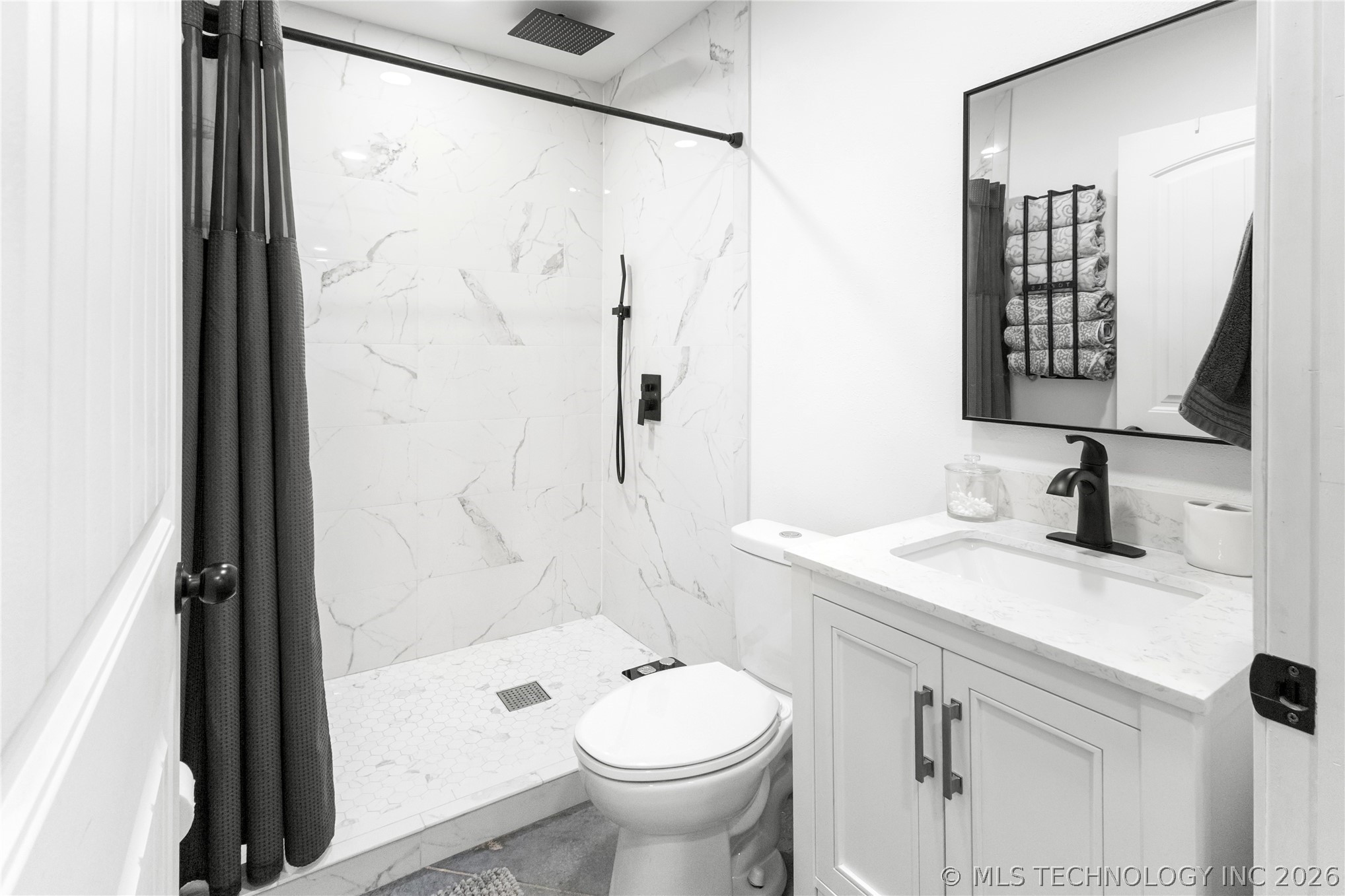 420728 E 1168 Property Photo 23