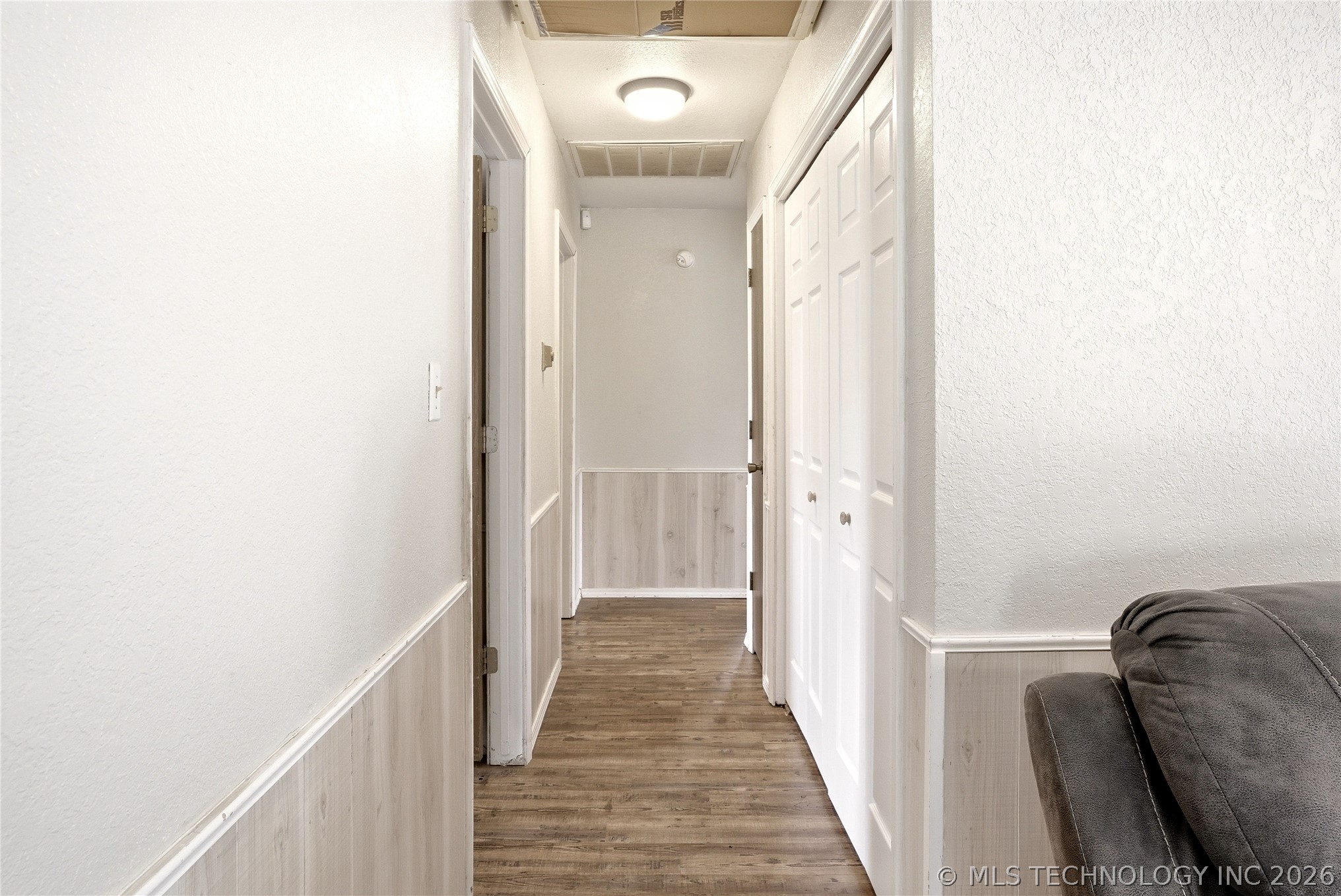 472916 E 705 Road Property Photo 23