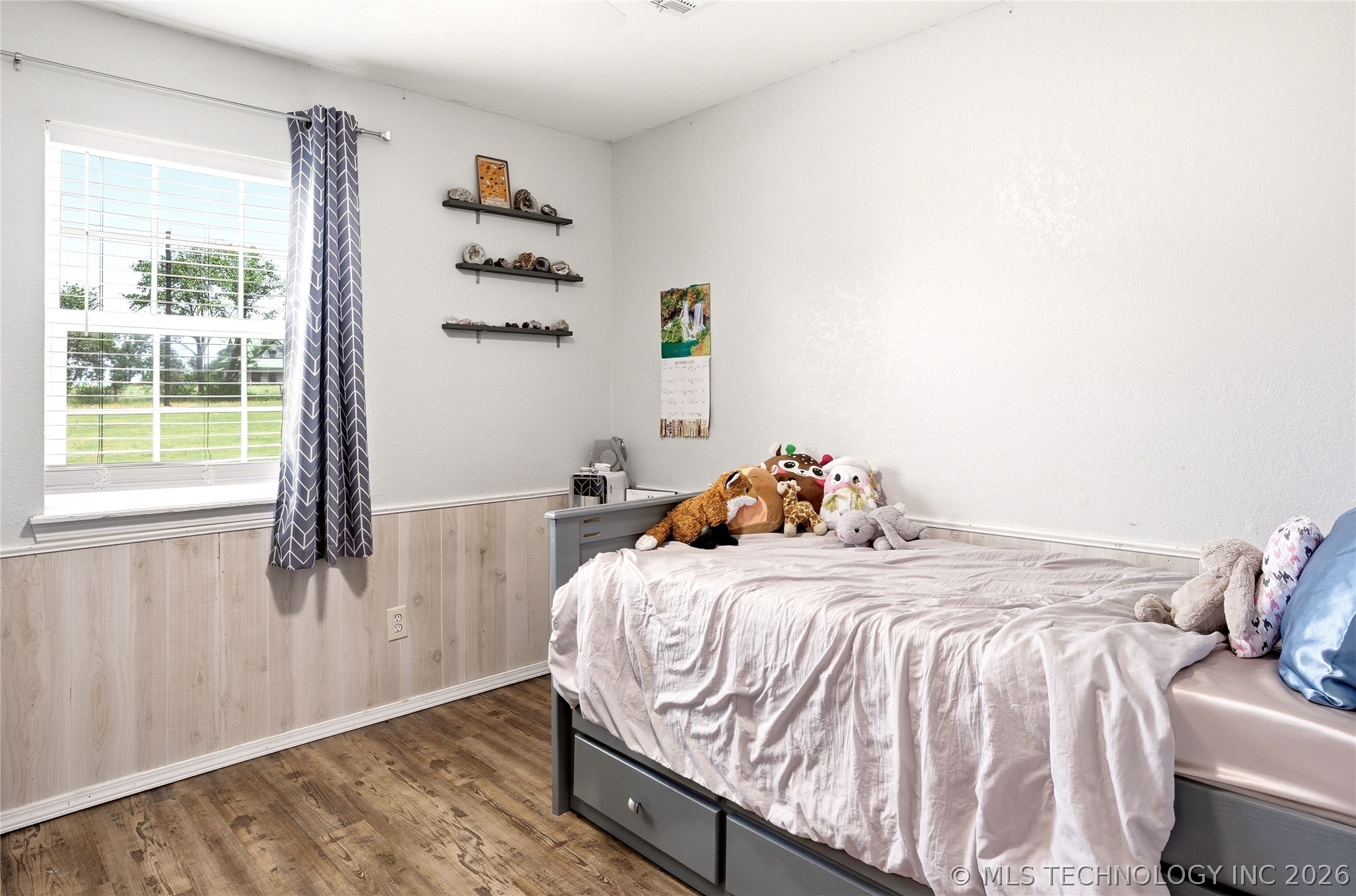 472916 E 705 Road Property Photo 32