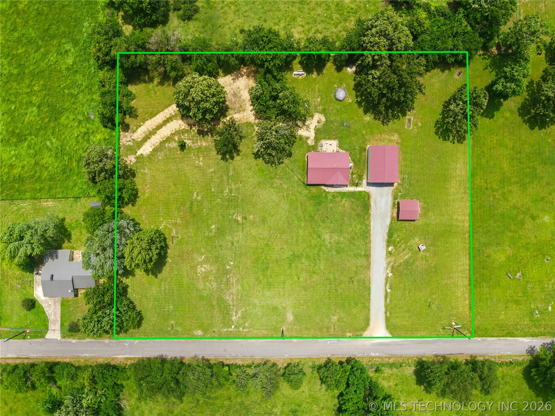 472916 E 705 Road Property Photo 36