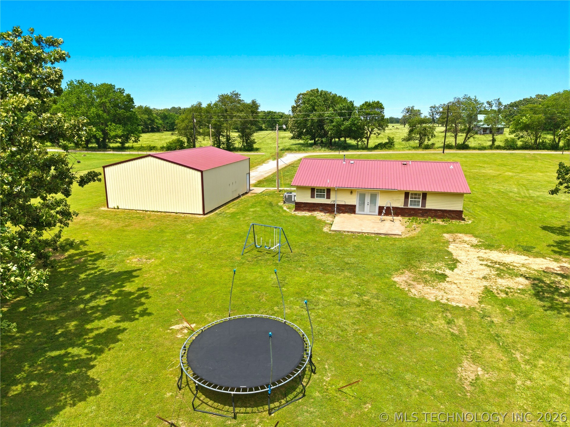 472916 E 705 Road Property Photo 43