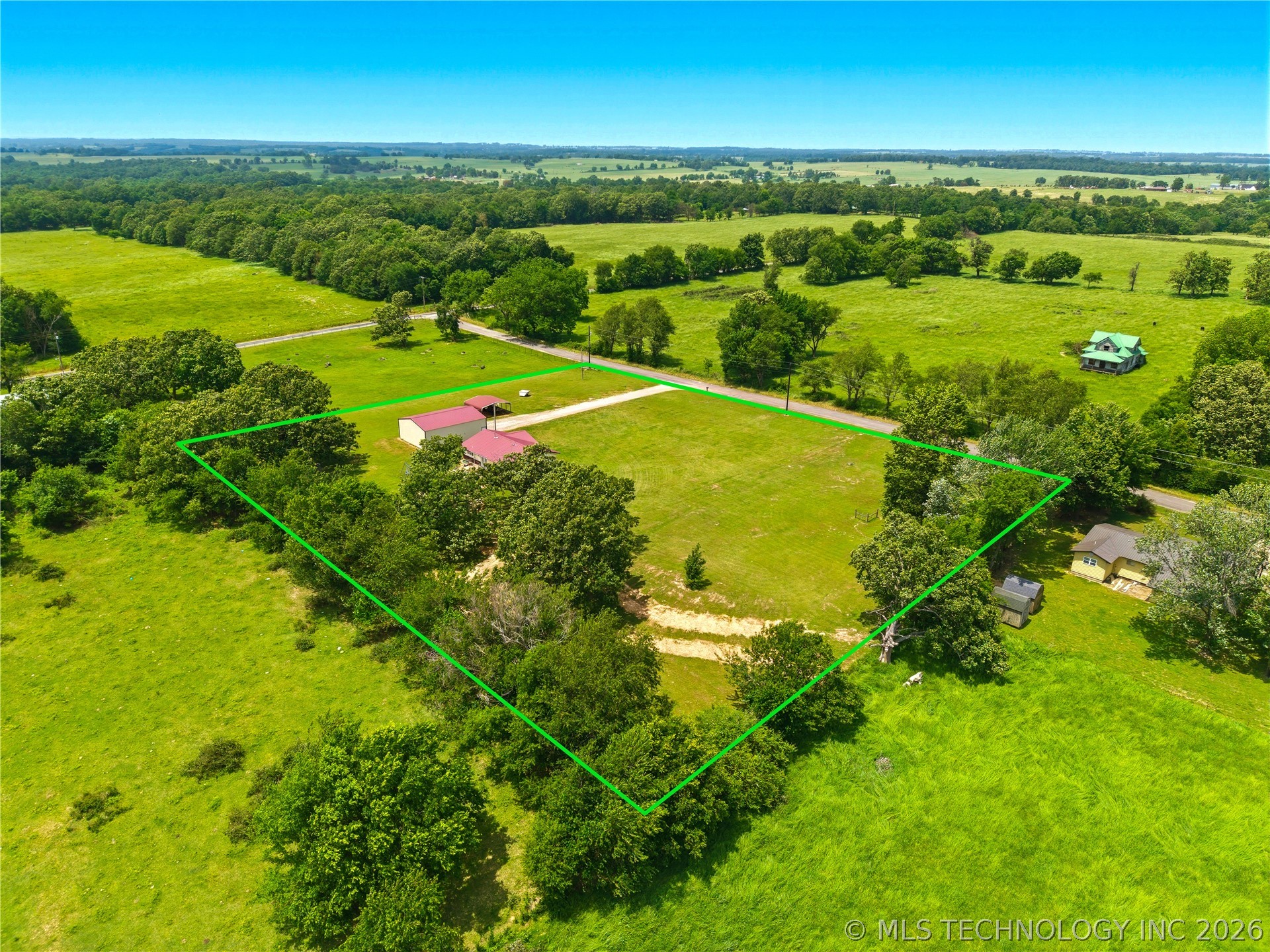472916 E 705 Road Property Photo 47
