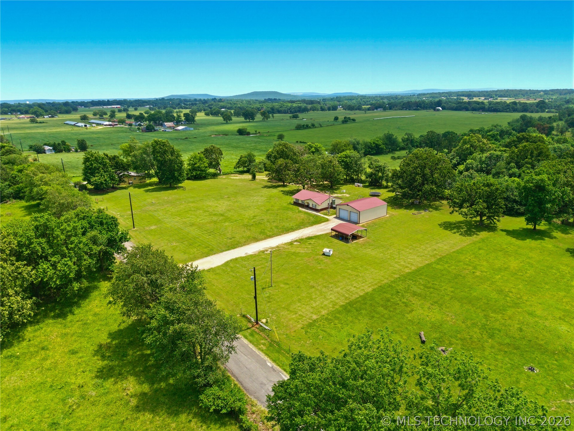472916 E 705 Road Property Photo 50