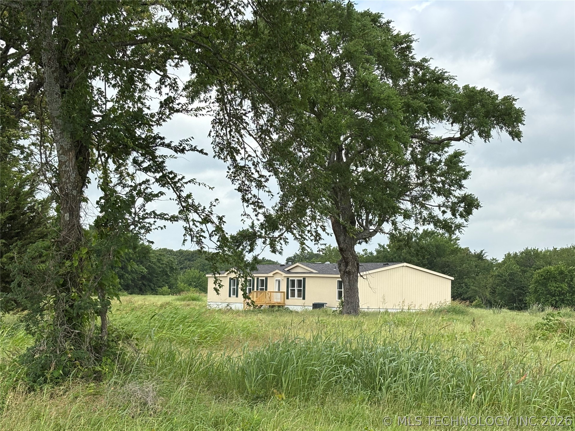 5387 Hendrix Property Photo 4