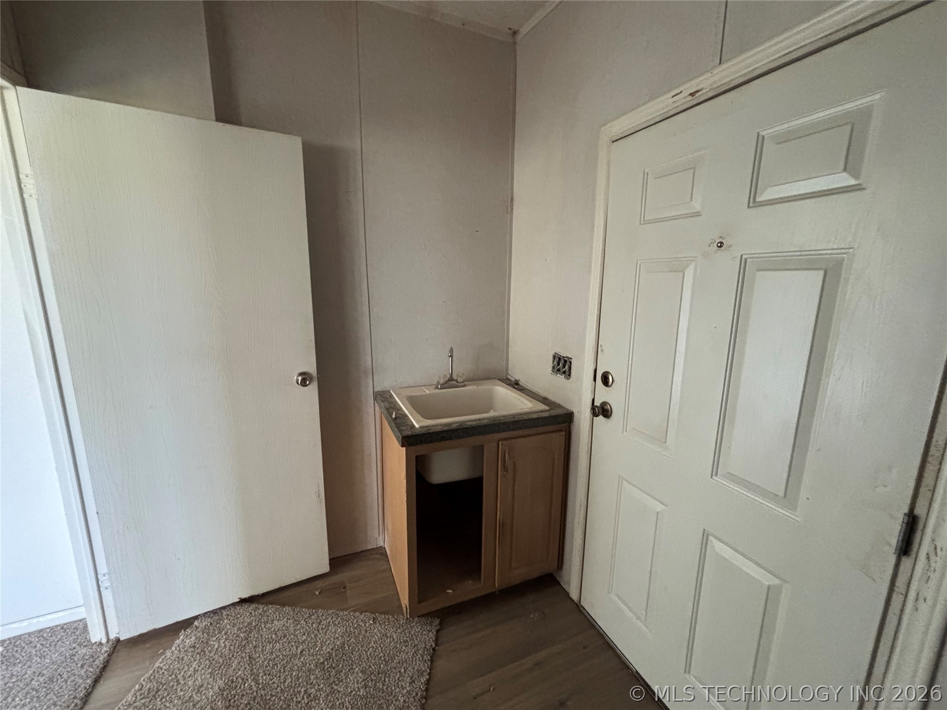 5387 Hendrix Property Photo 24