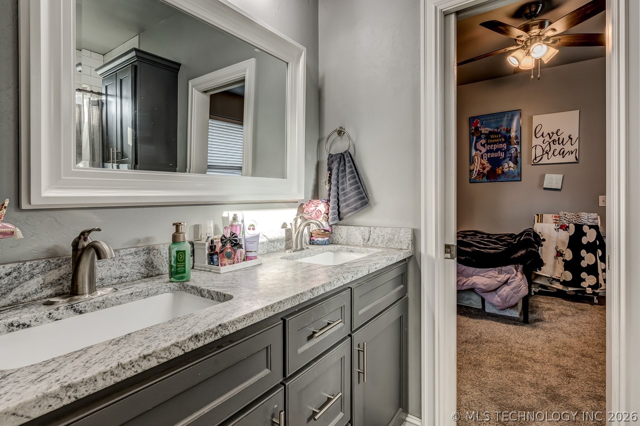 720 W Allyn Avenue Property Photo 19