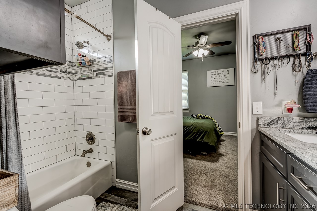 720 W Allyn Avenue Property Photo 23
