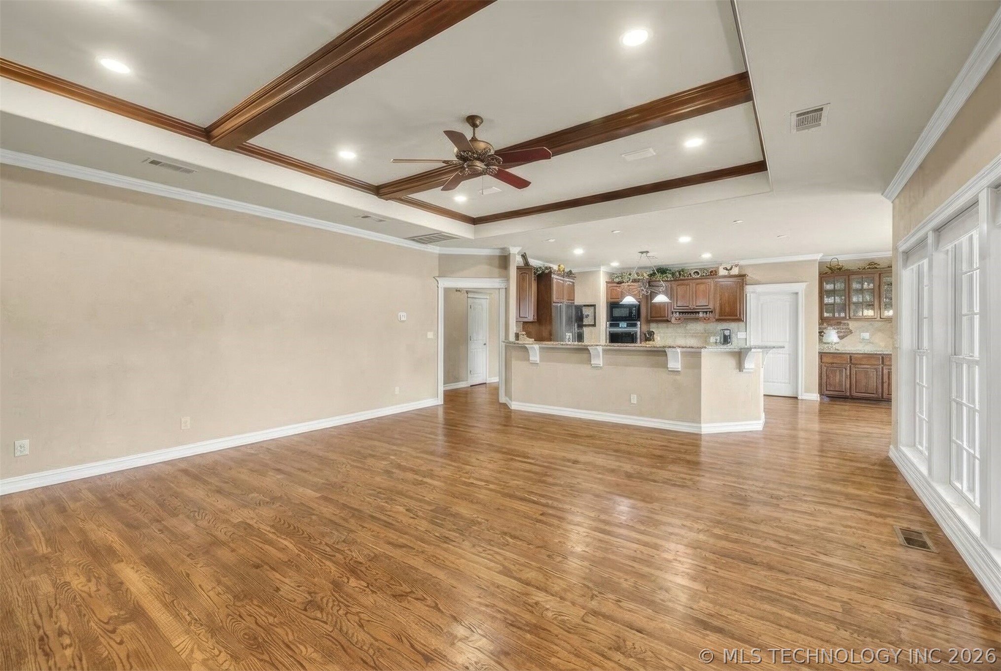7709 S 4th Street Property Photo 7
