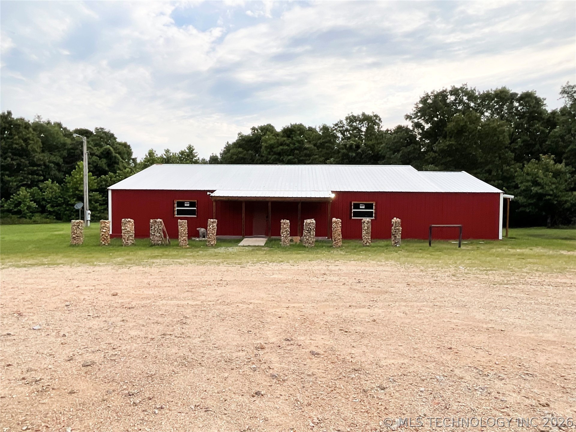 61922 State Highway 10 Property Photo 1