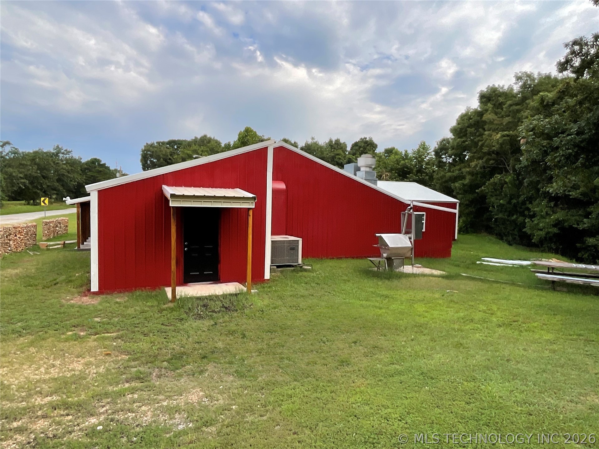 61922 State Highway 10 Property Photo 16