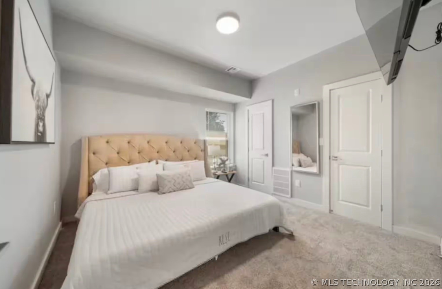 1636 N Madison Avenue Property Photo 8