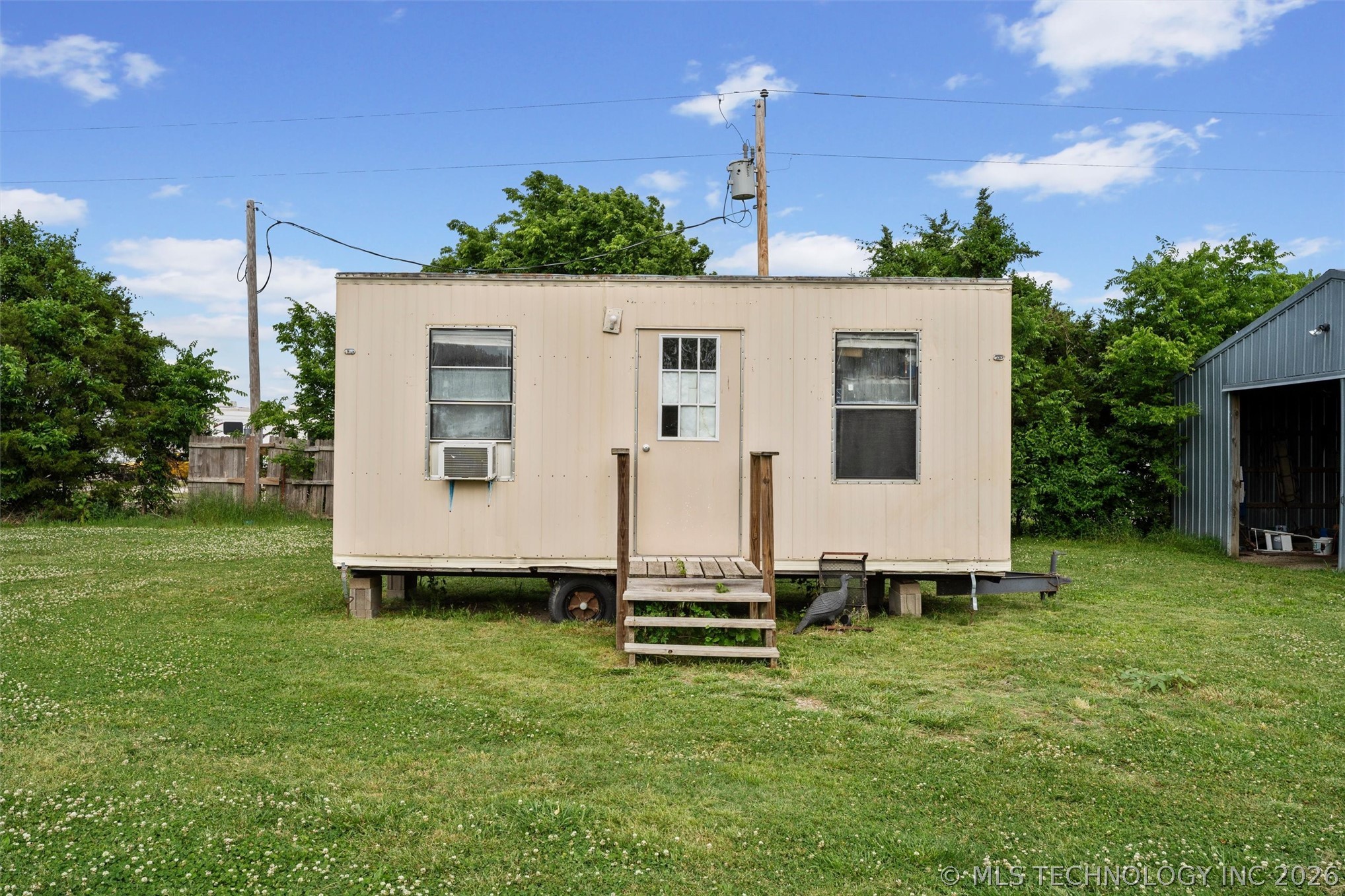 402400 Hwy 60 Property Photo 25
