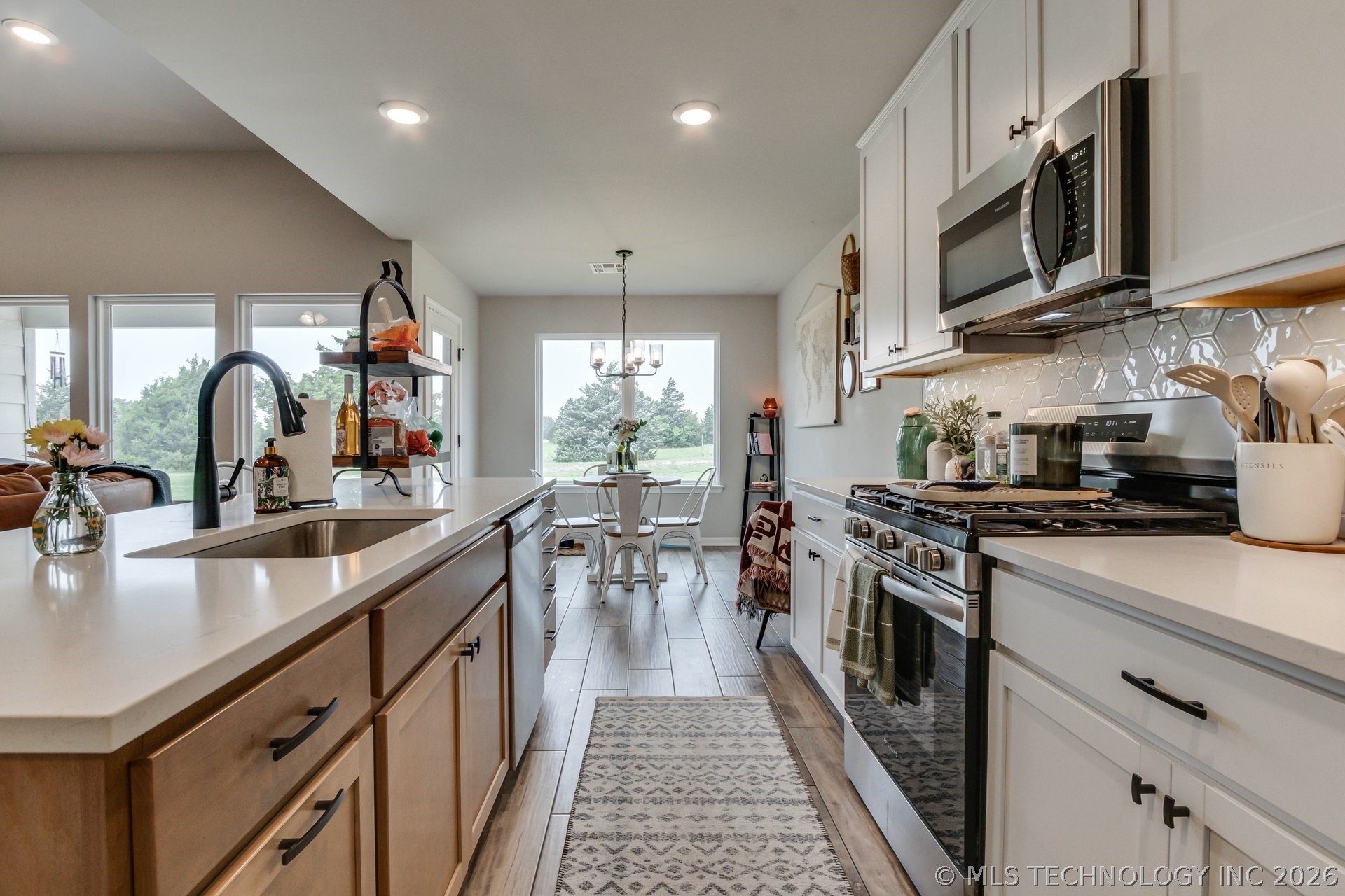 3321 Oak Ridge Property Photo 18