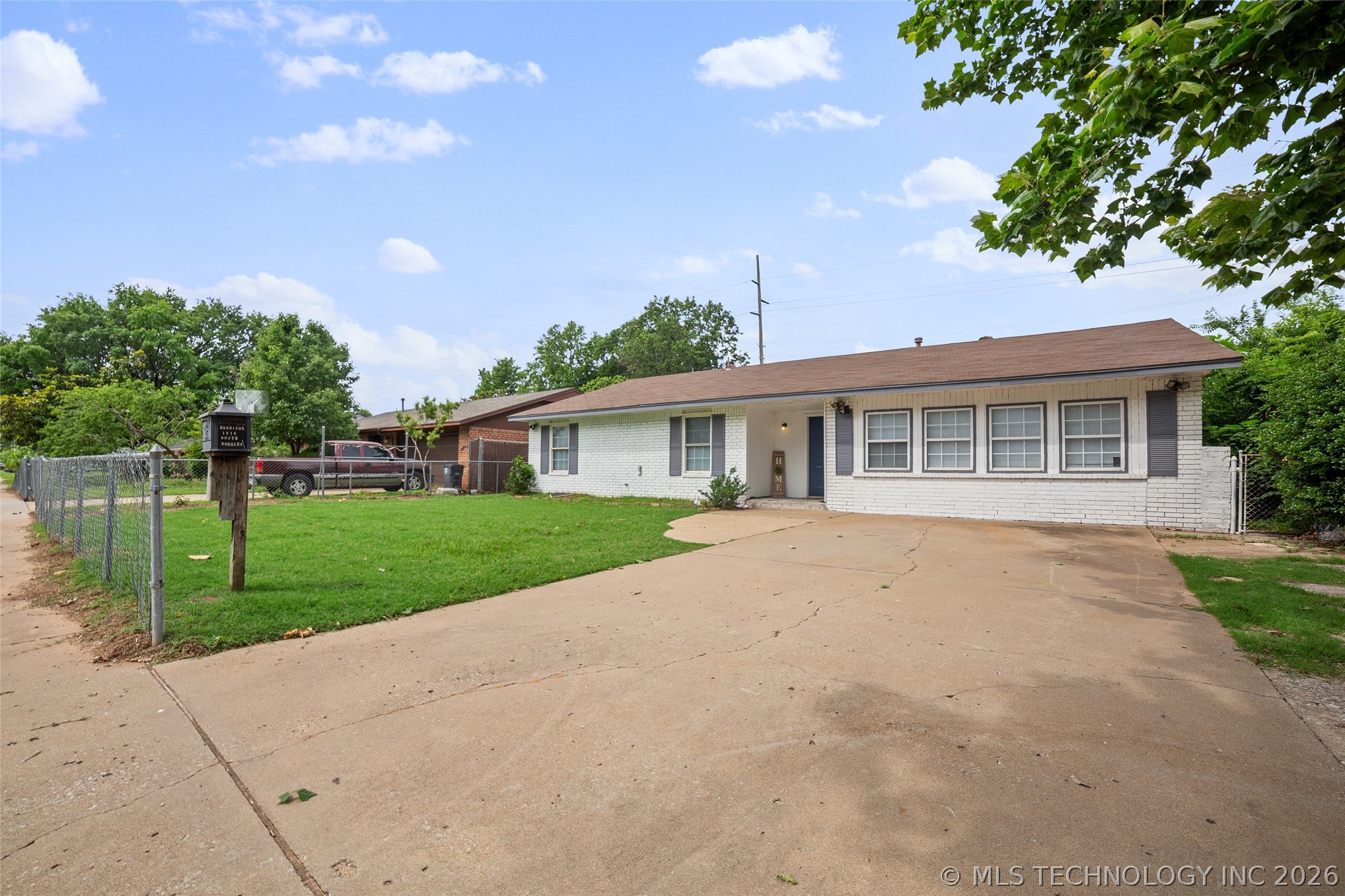 1816 S Nogales Avenue Property Photo 2
