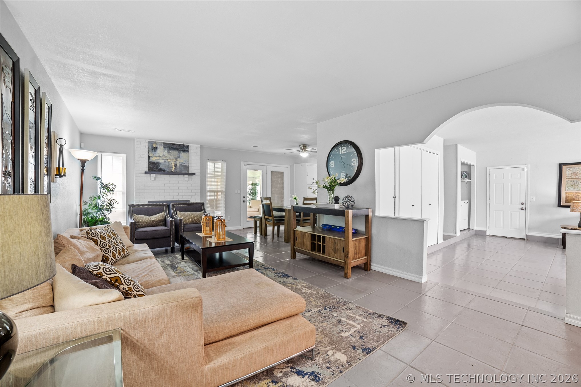 1816 S Nogales Avenue Property Photo 7