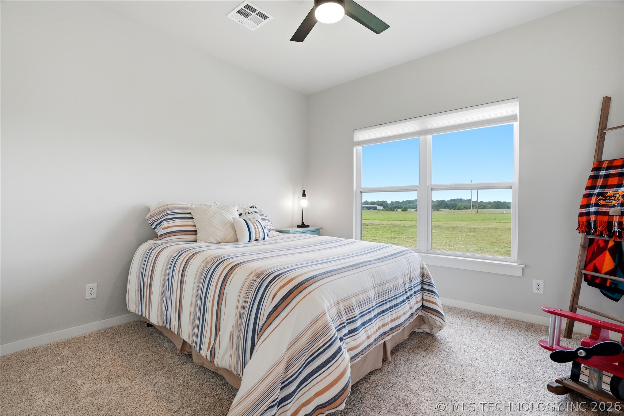 9862 N 49th Street E Property Photo 8