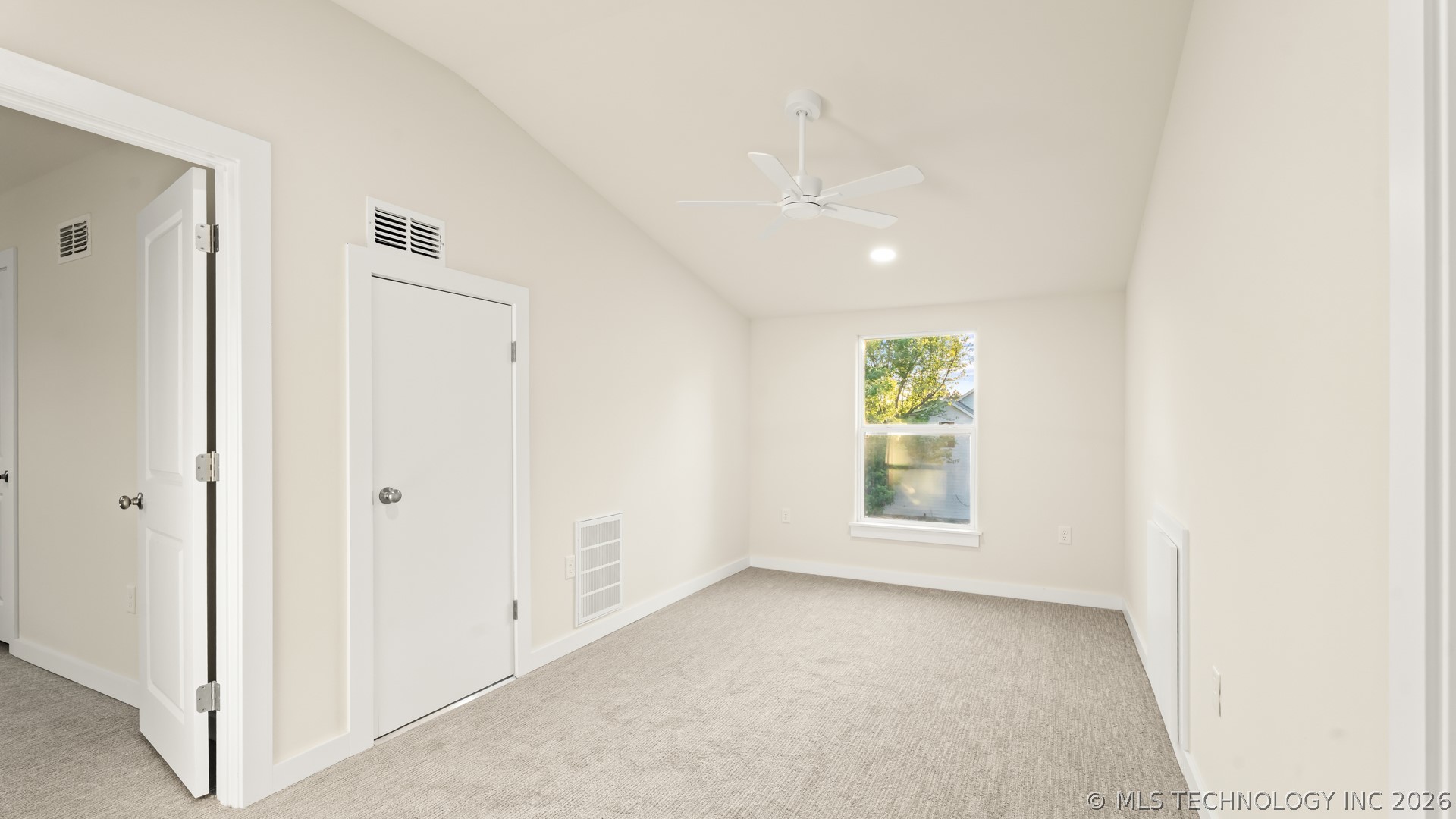 1867 Rockford Drive Property Photo 26