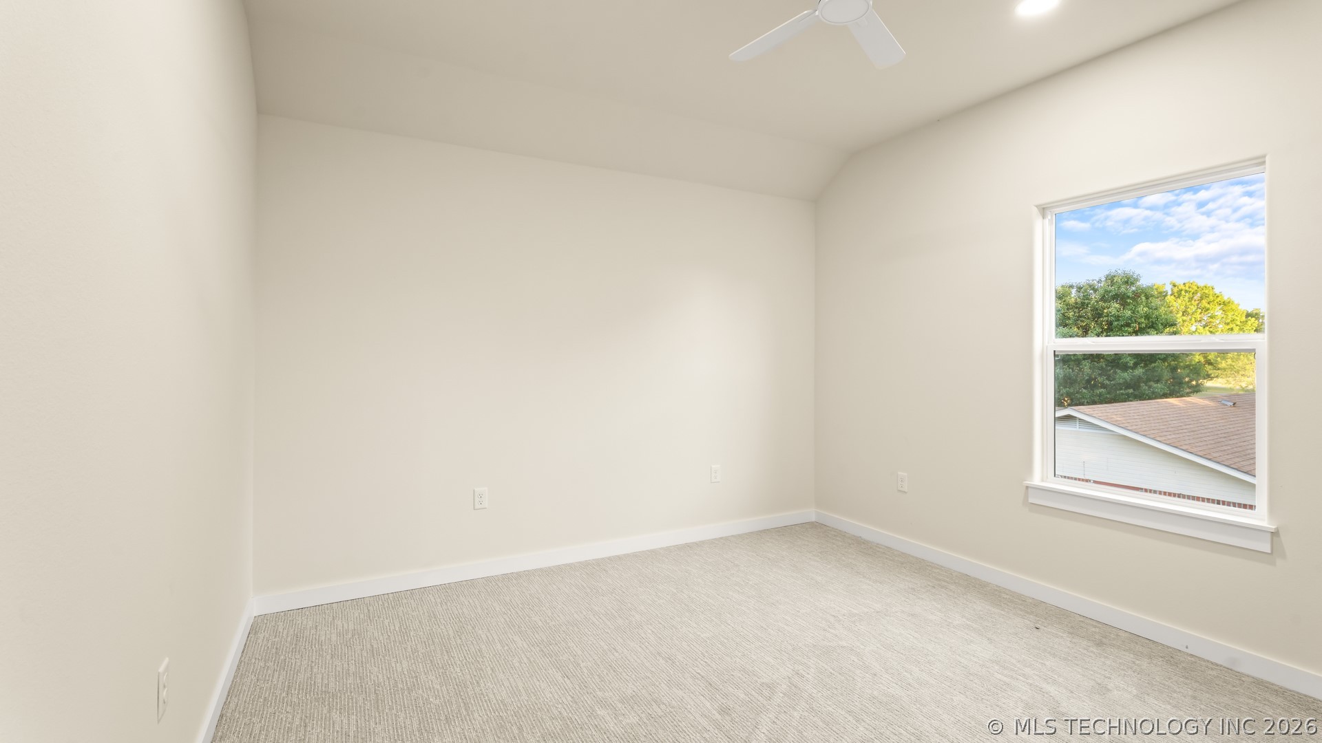 1867 Rockford Drive Property Photo 33