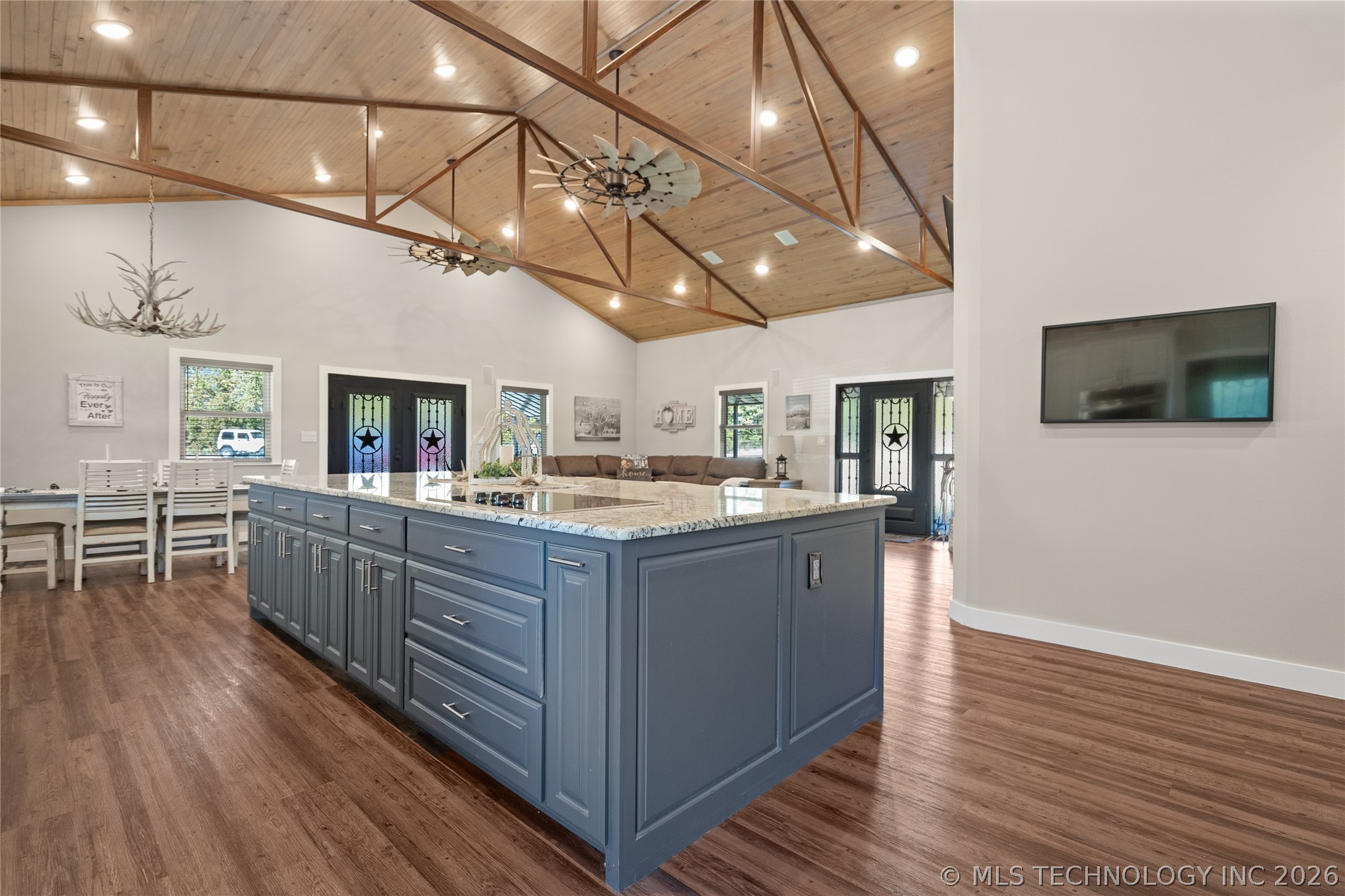 9212 Keltner Road Property Photo 13