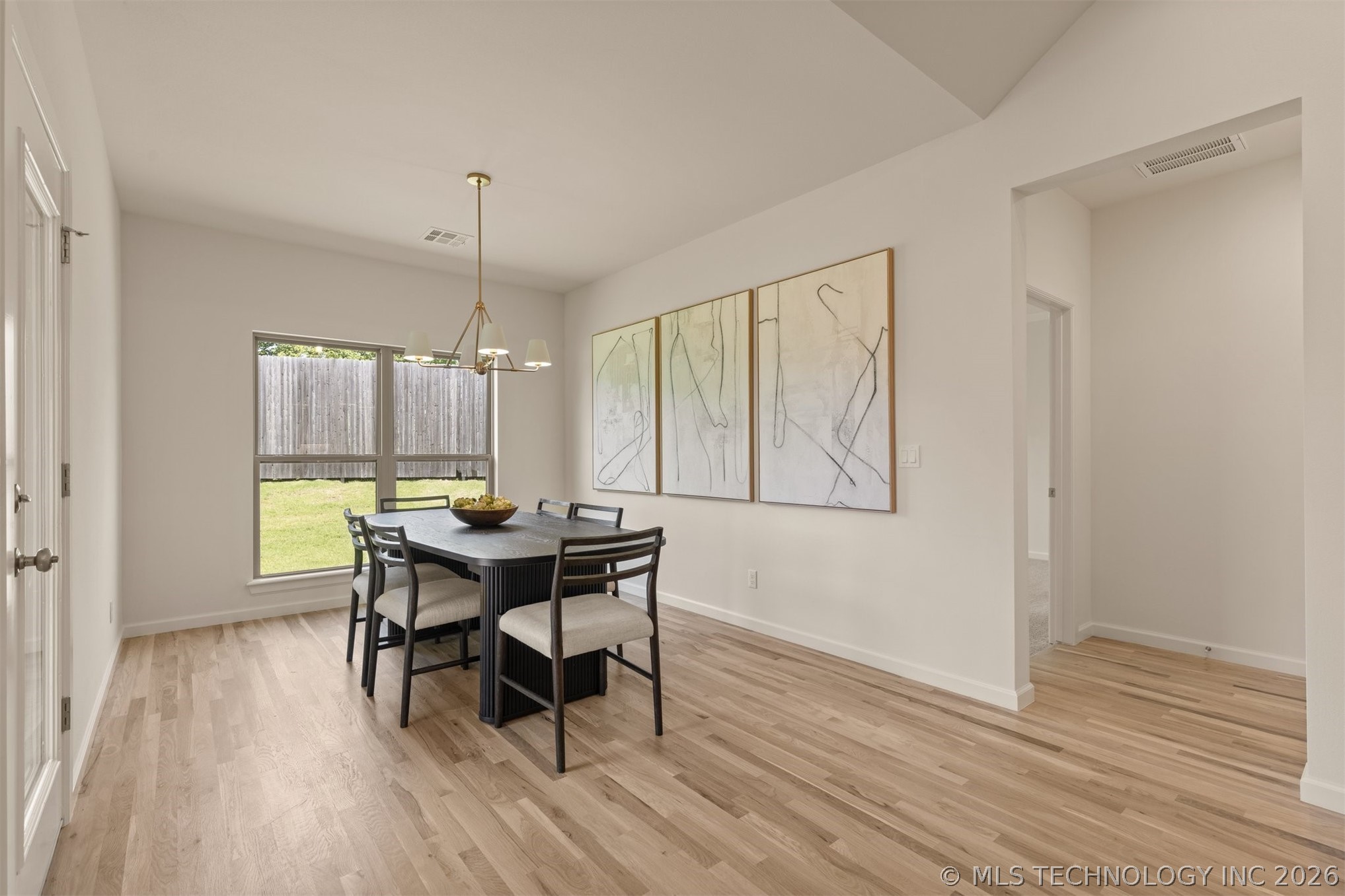 1331 N Beech Street Property Photo 27