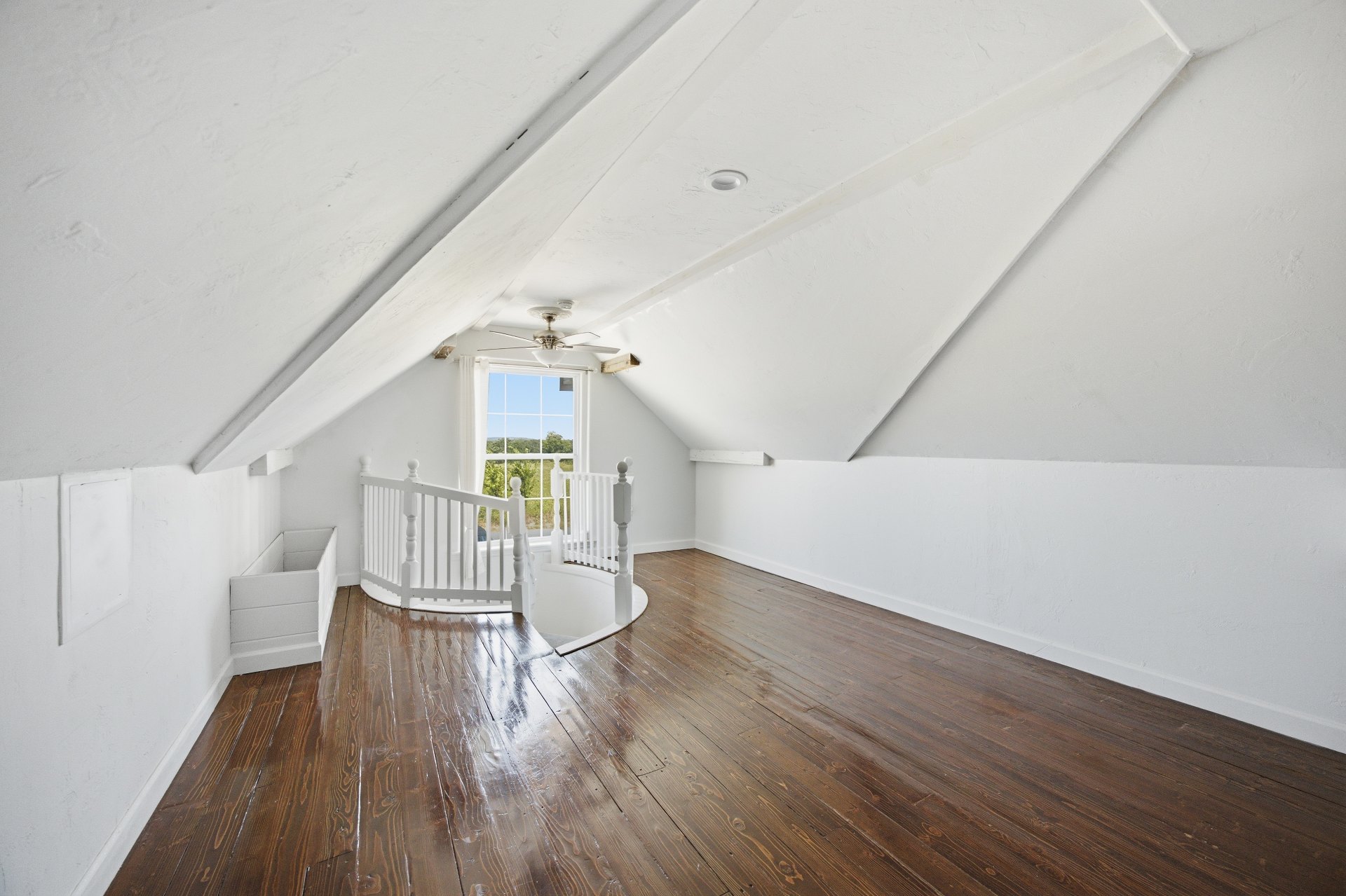 978 E Camp Property Photo 21