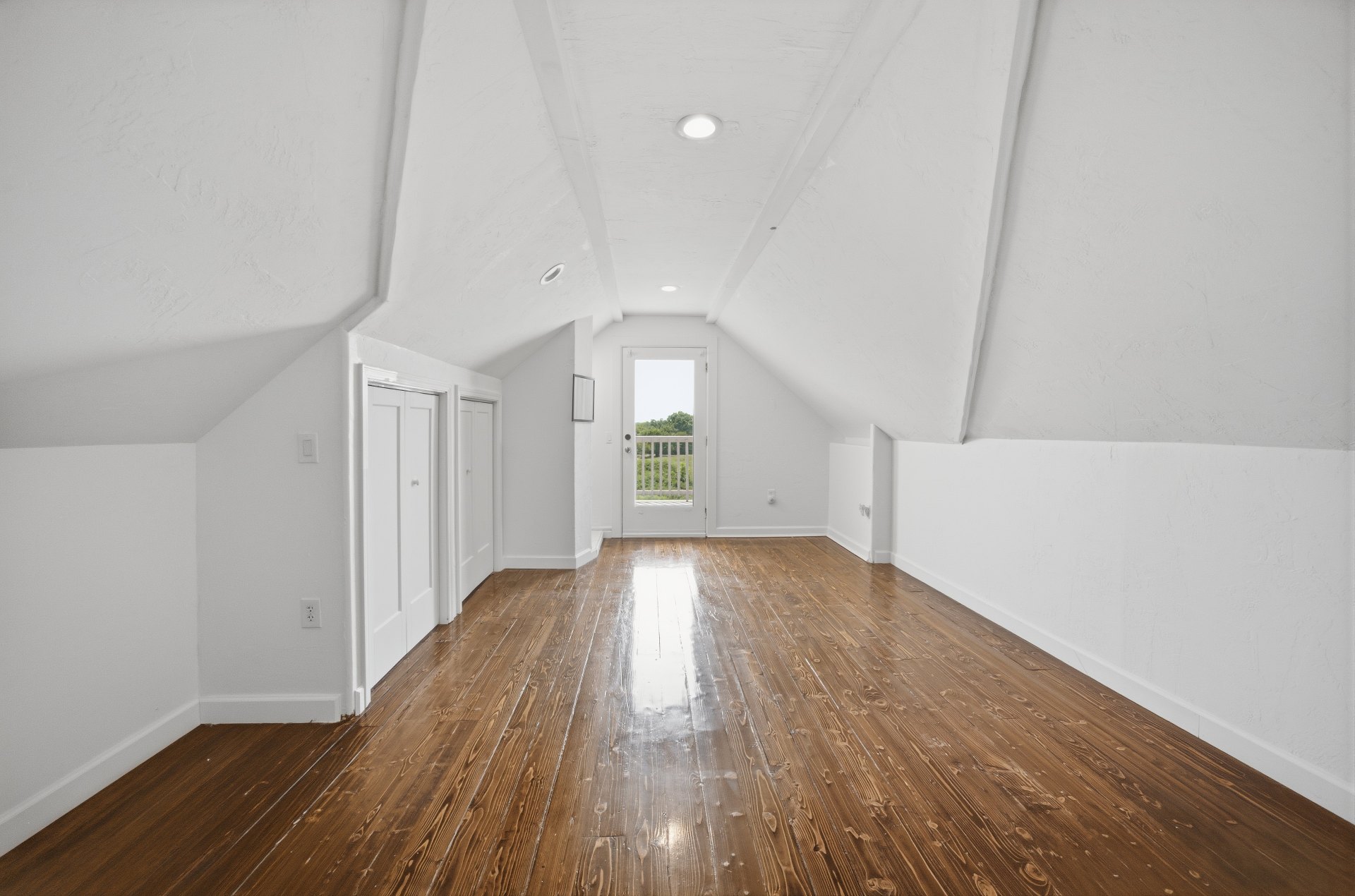 978 E Camp Property Photo 39