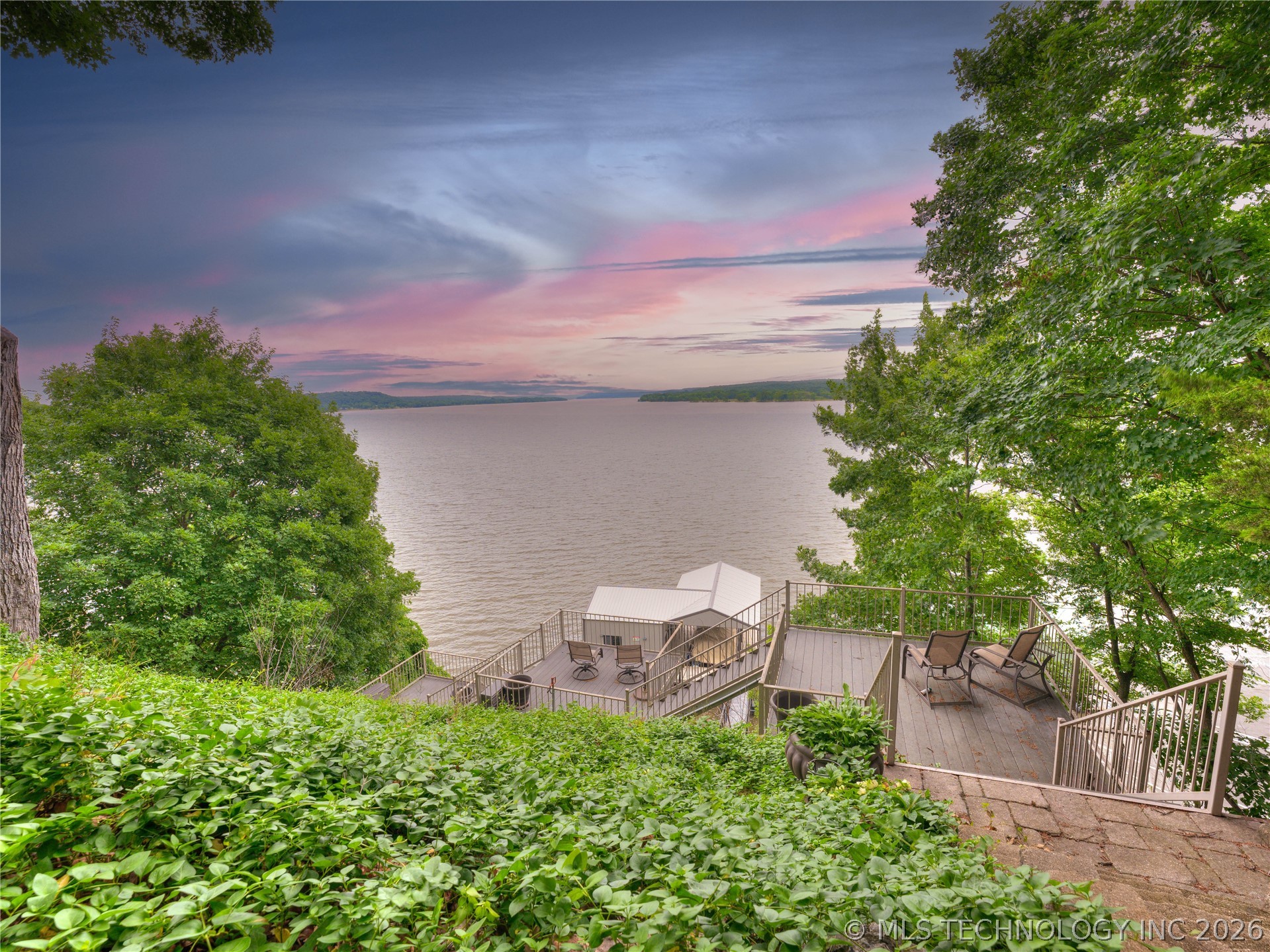 560 N 4395 Property Photo 46