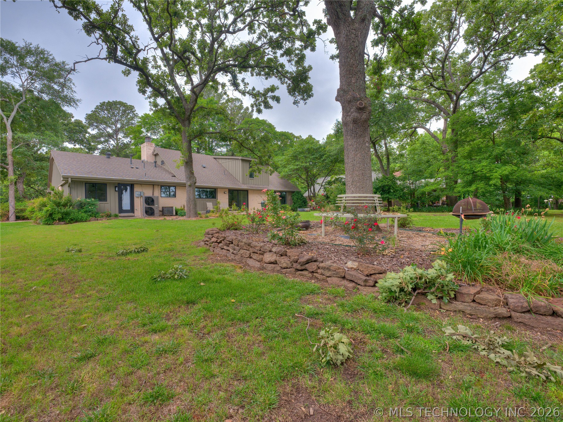 560 N 4395 Property Photo 48
