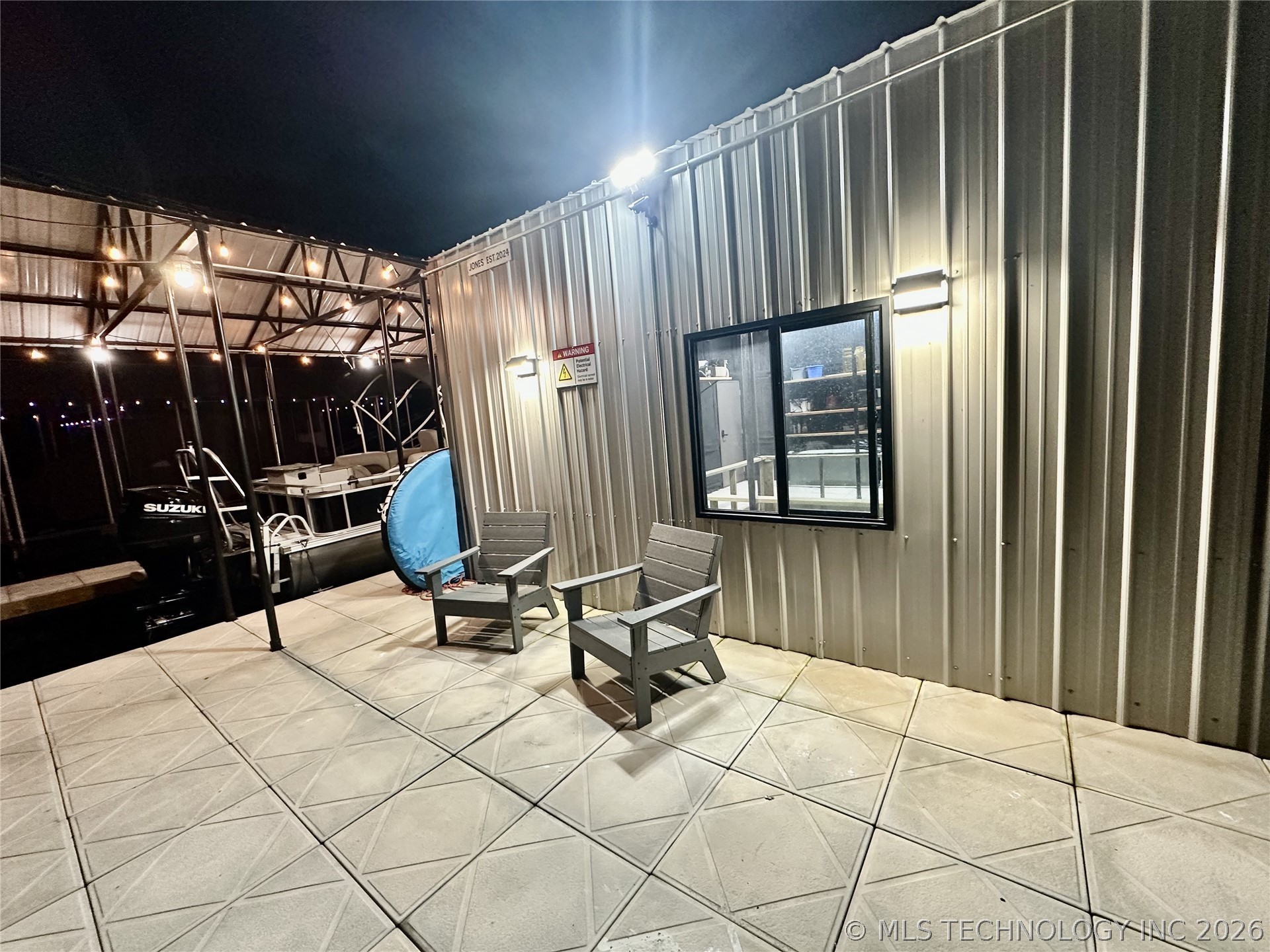 560 N 4395 Property Photo 54