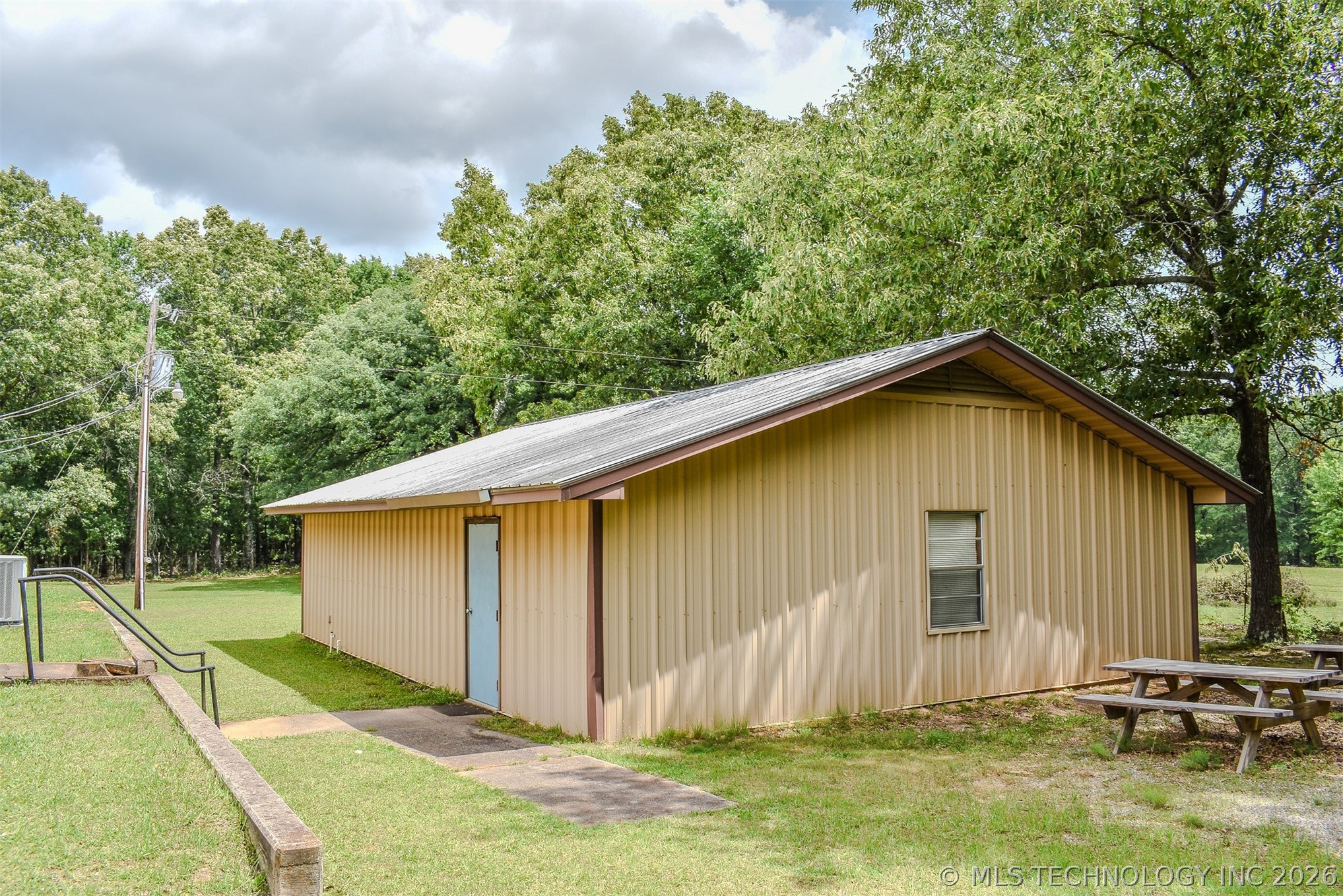 4447 E 1980 Road Property Photo 43