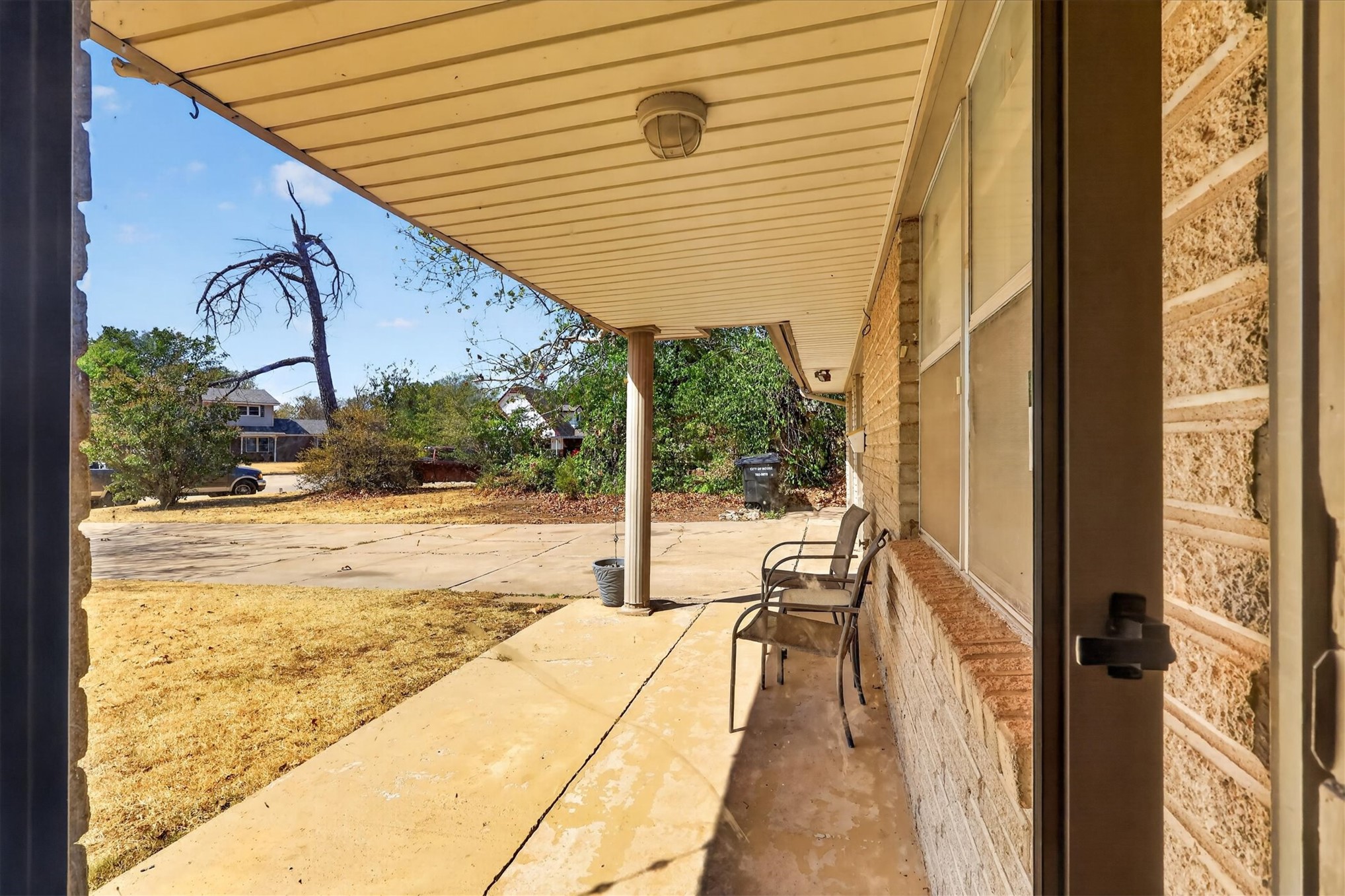 1813 Bellaire Circle Property Photo 6