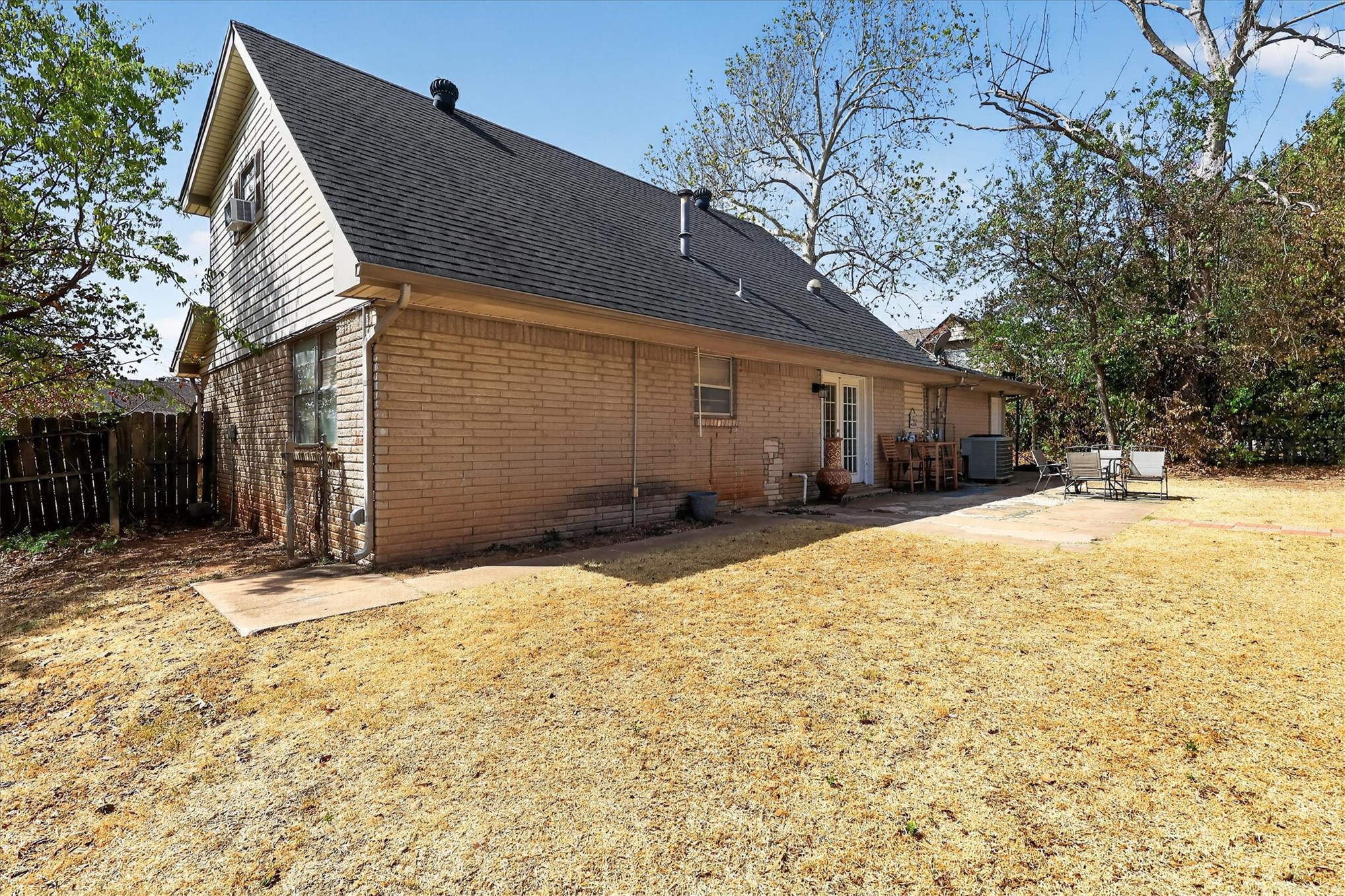 1813 Bellaire Circle Property Photo 32