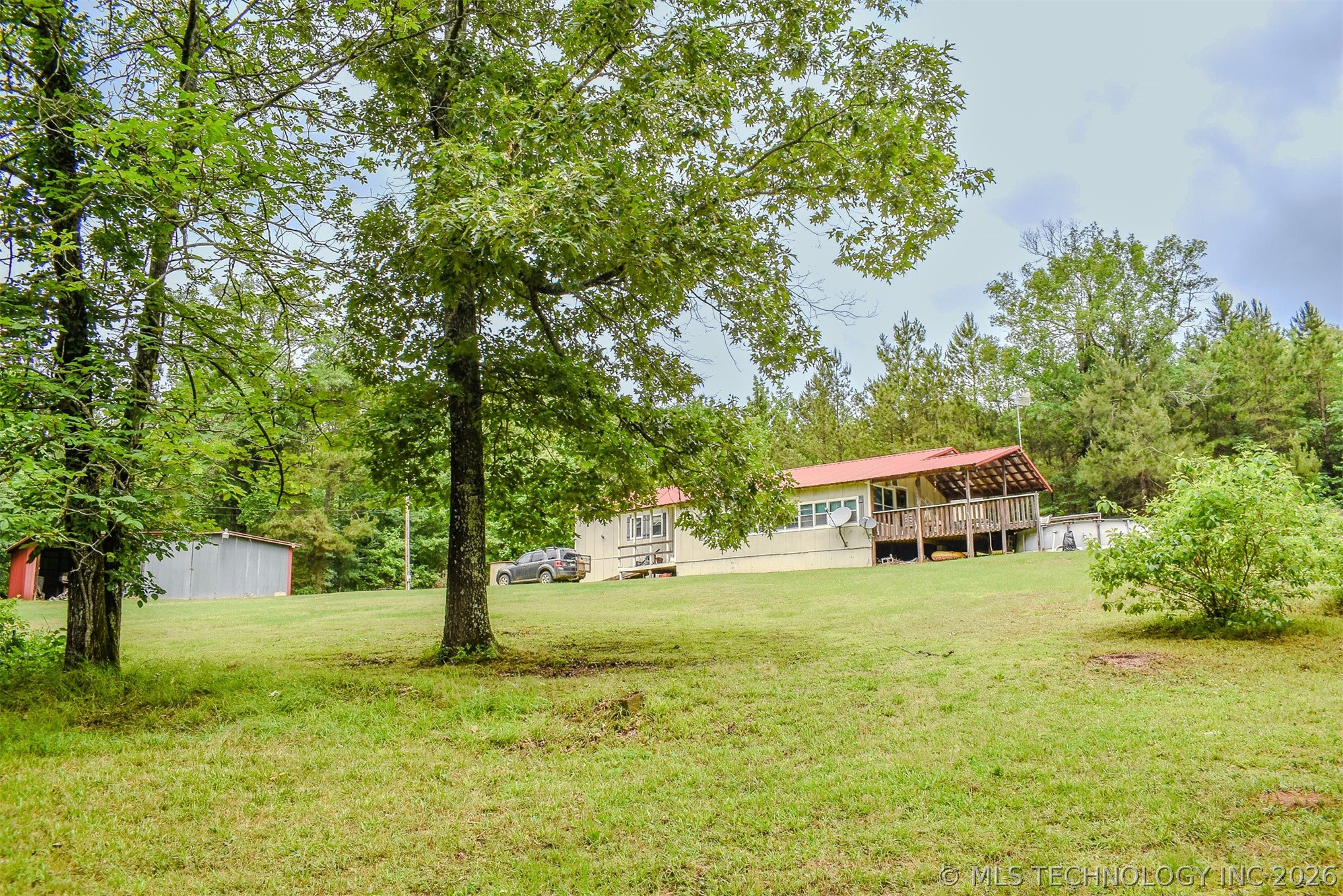 593 Tram Road Property Photo 1