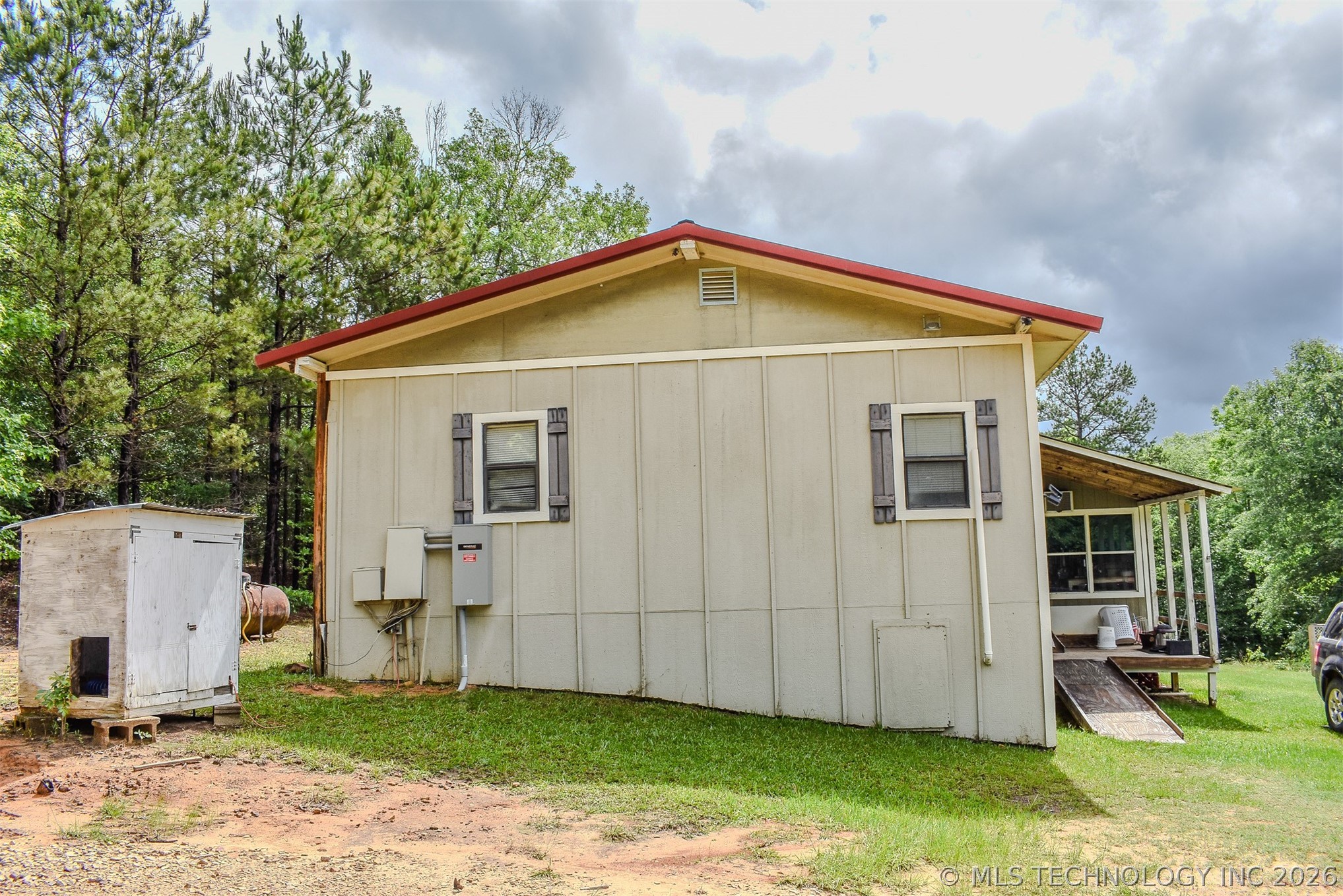 593 Tram Road Property Photo 38