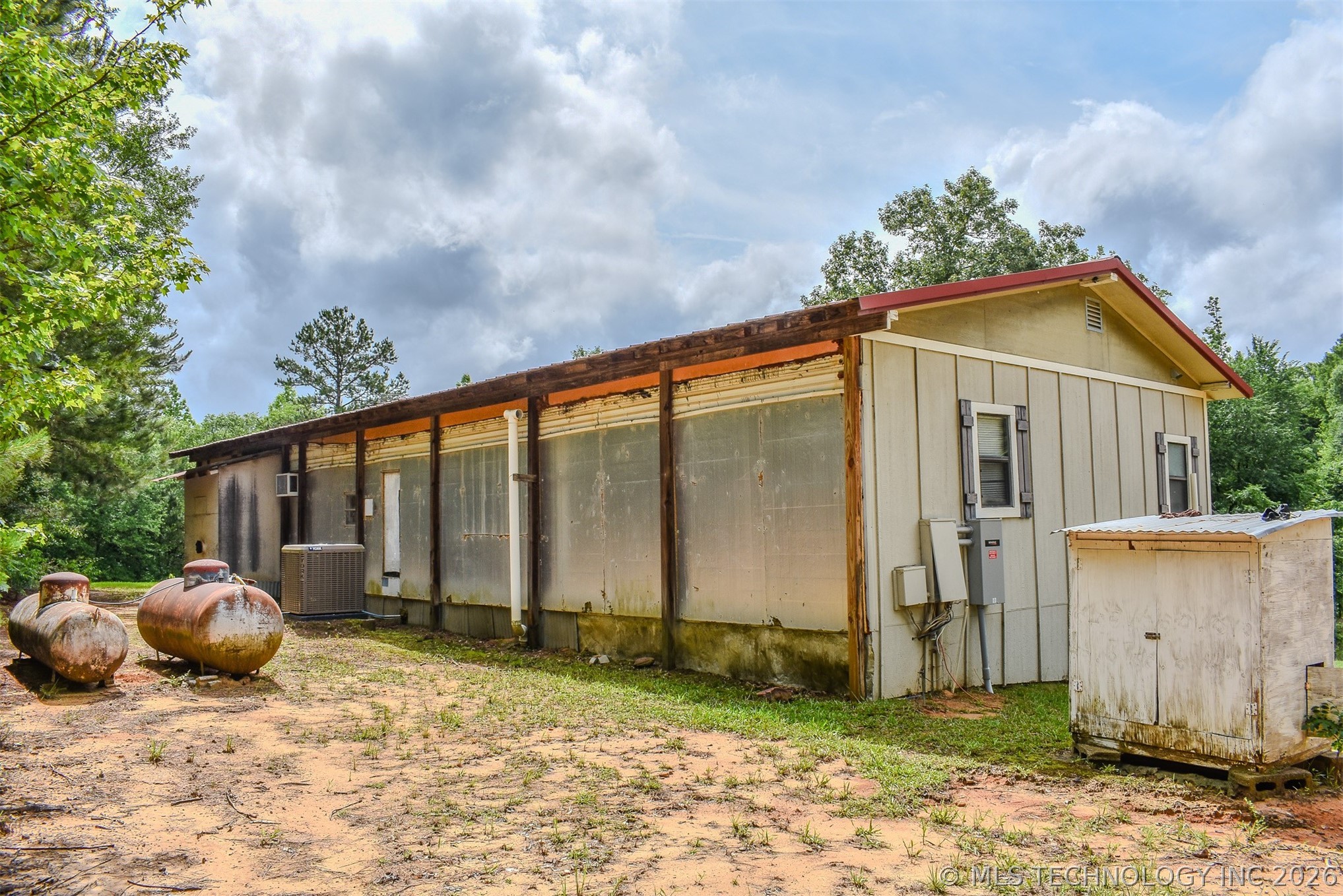 593 Tram Road Property Photo 39