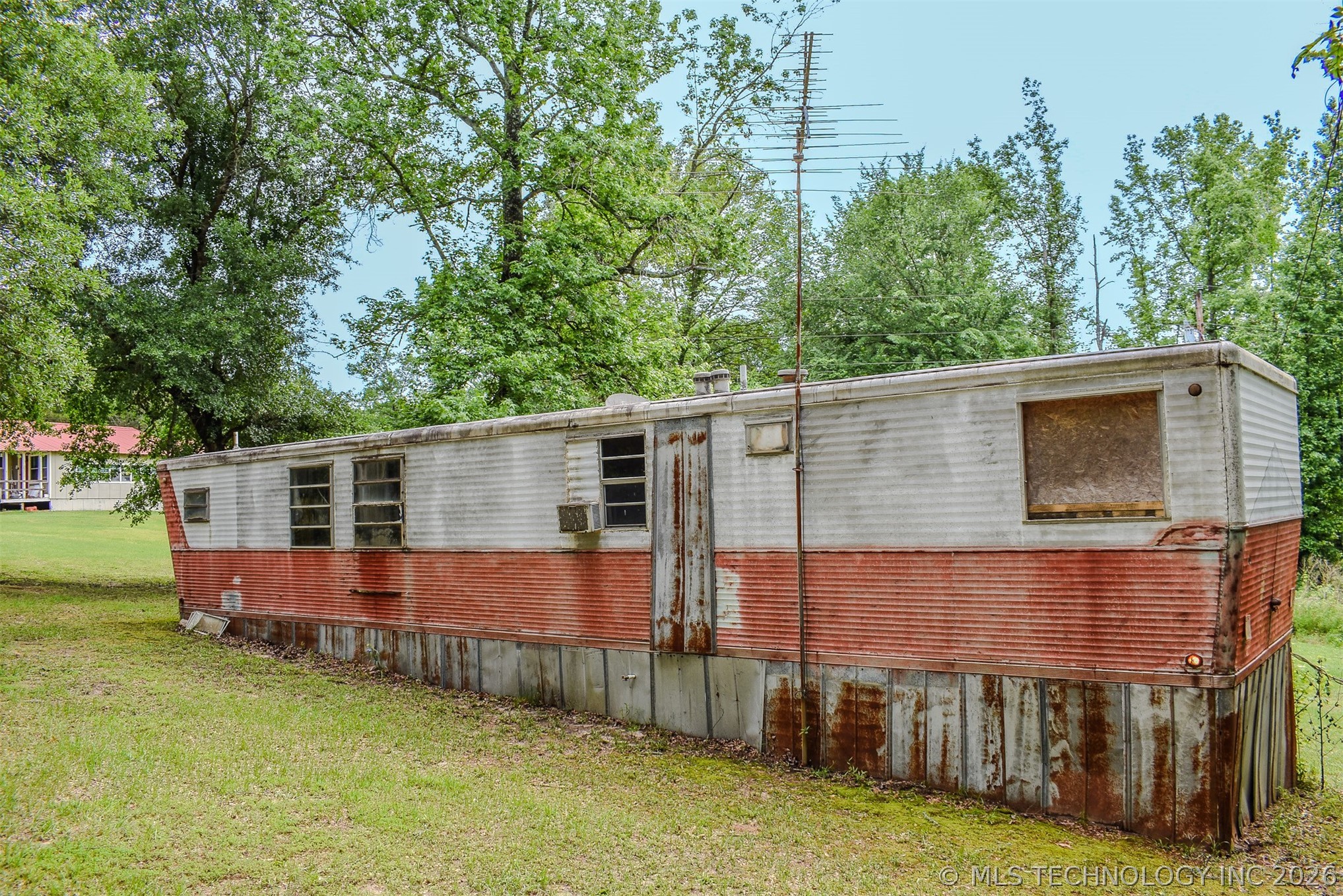 593 Tram Road Property Photo 43