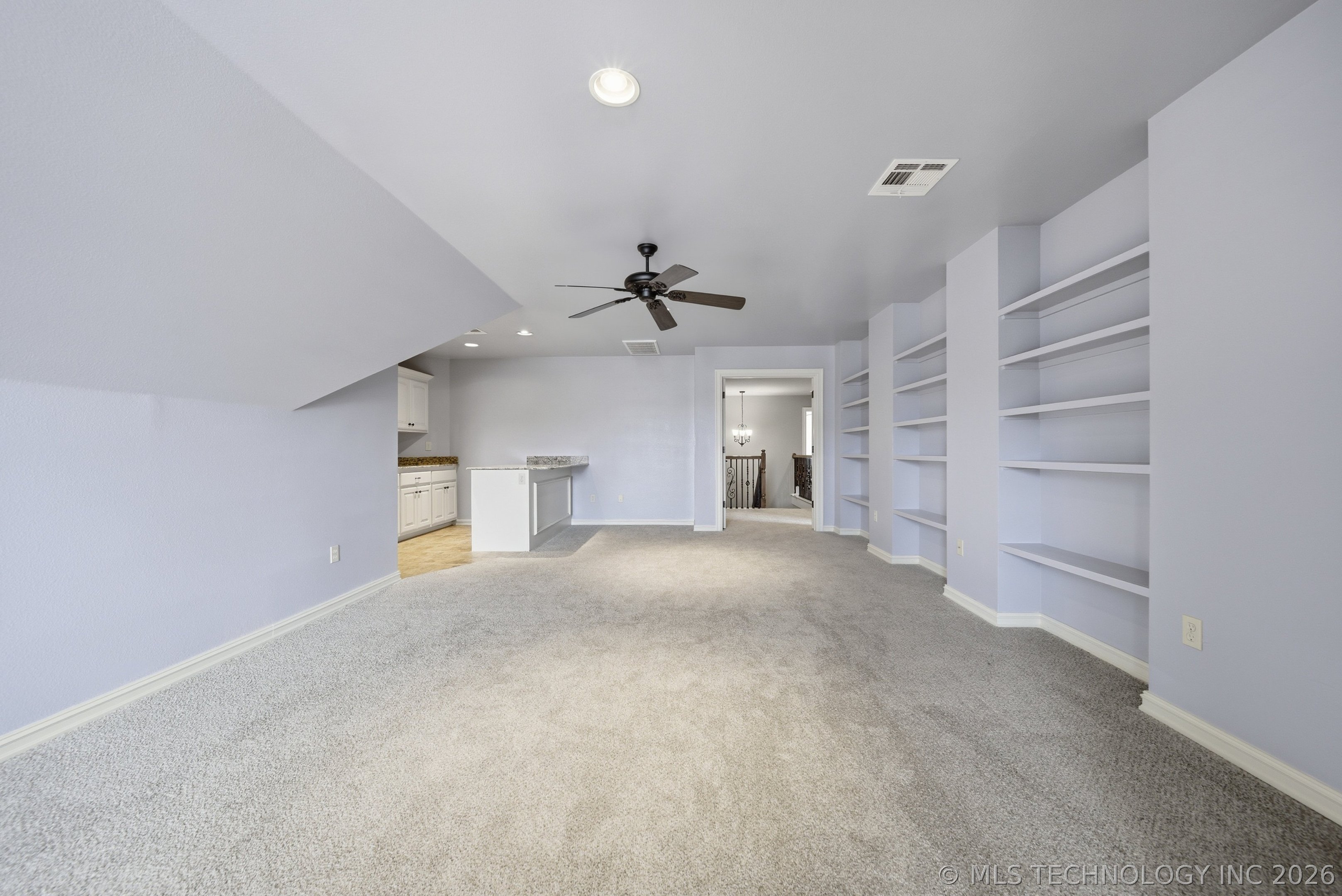 10934 S 77th East Avenue Property Photo 31