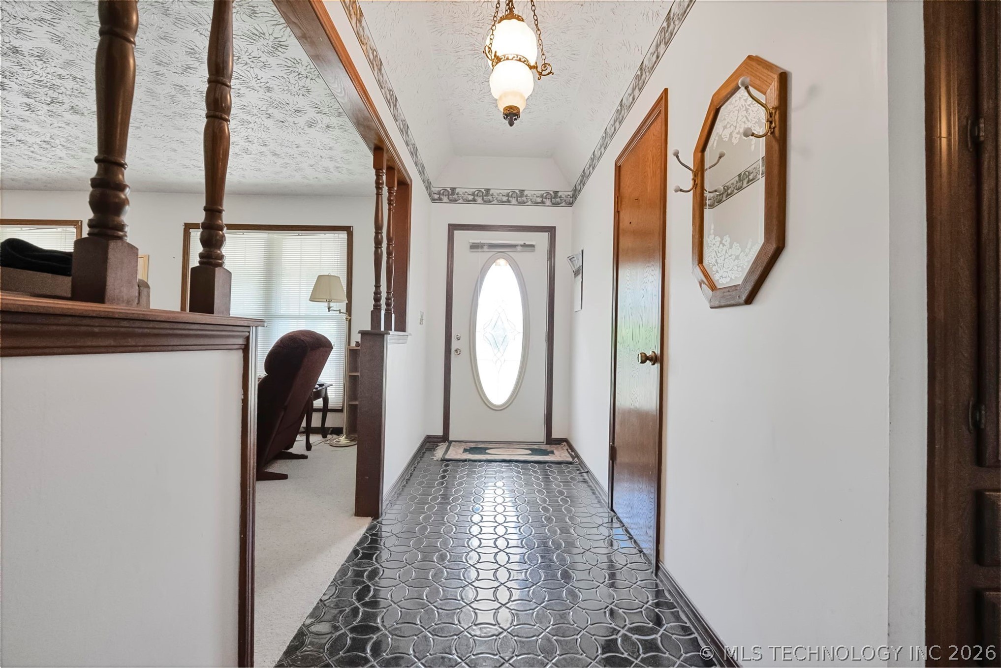 212 N Will Rogers Loop W Property Photo 6