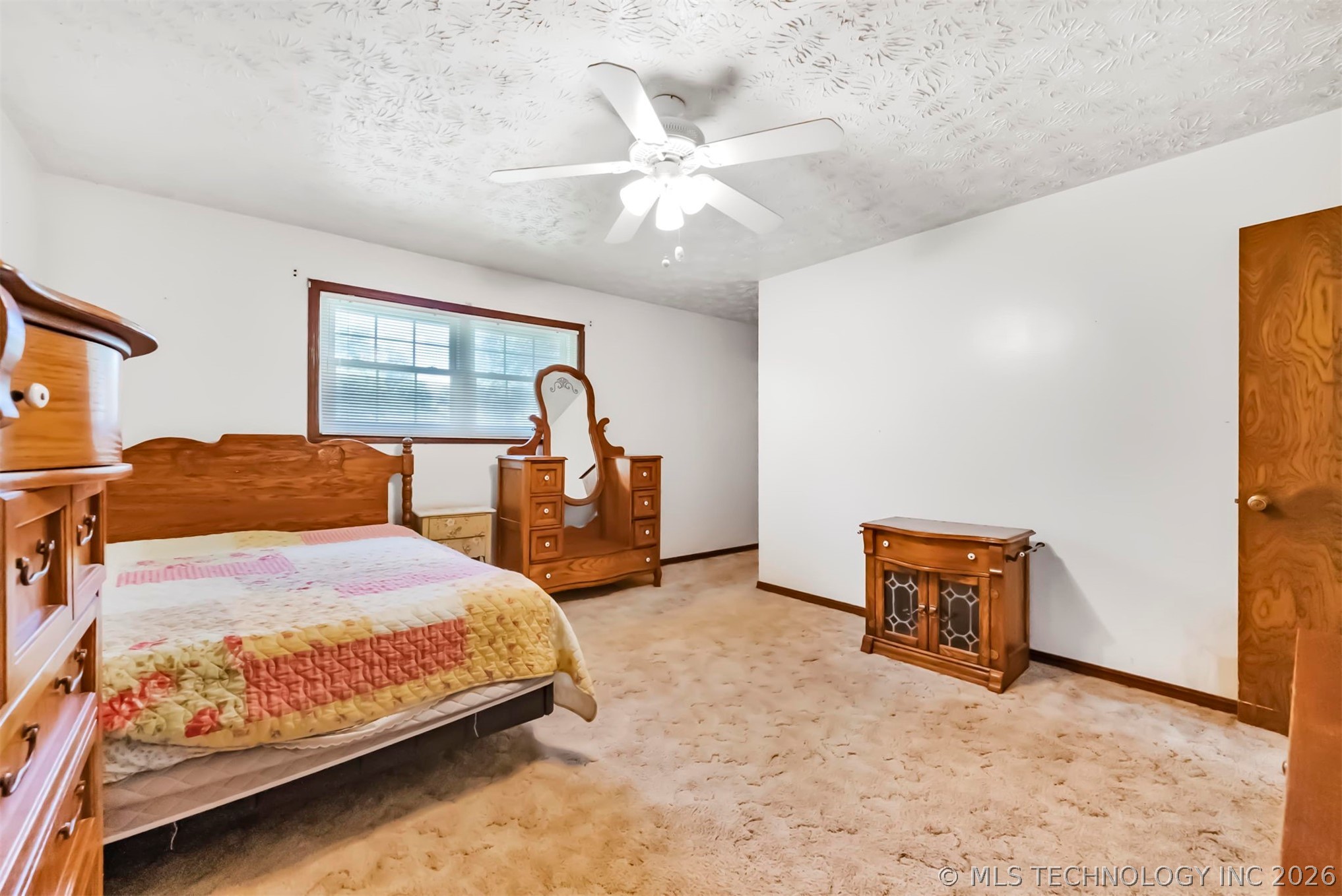 212 N Will Rogers Loop W Property Photo 22