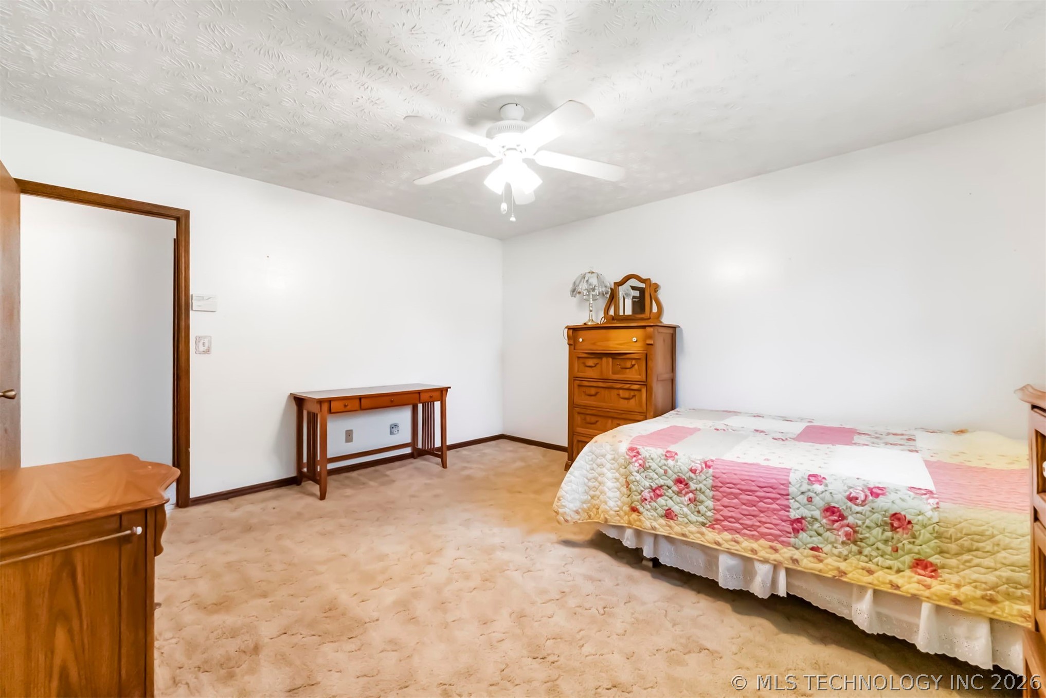 212 N Will Rogers Loop W Property Photo 23