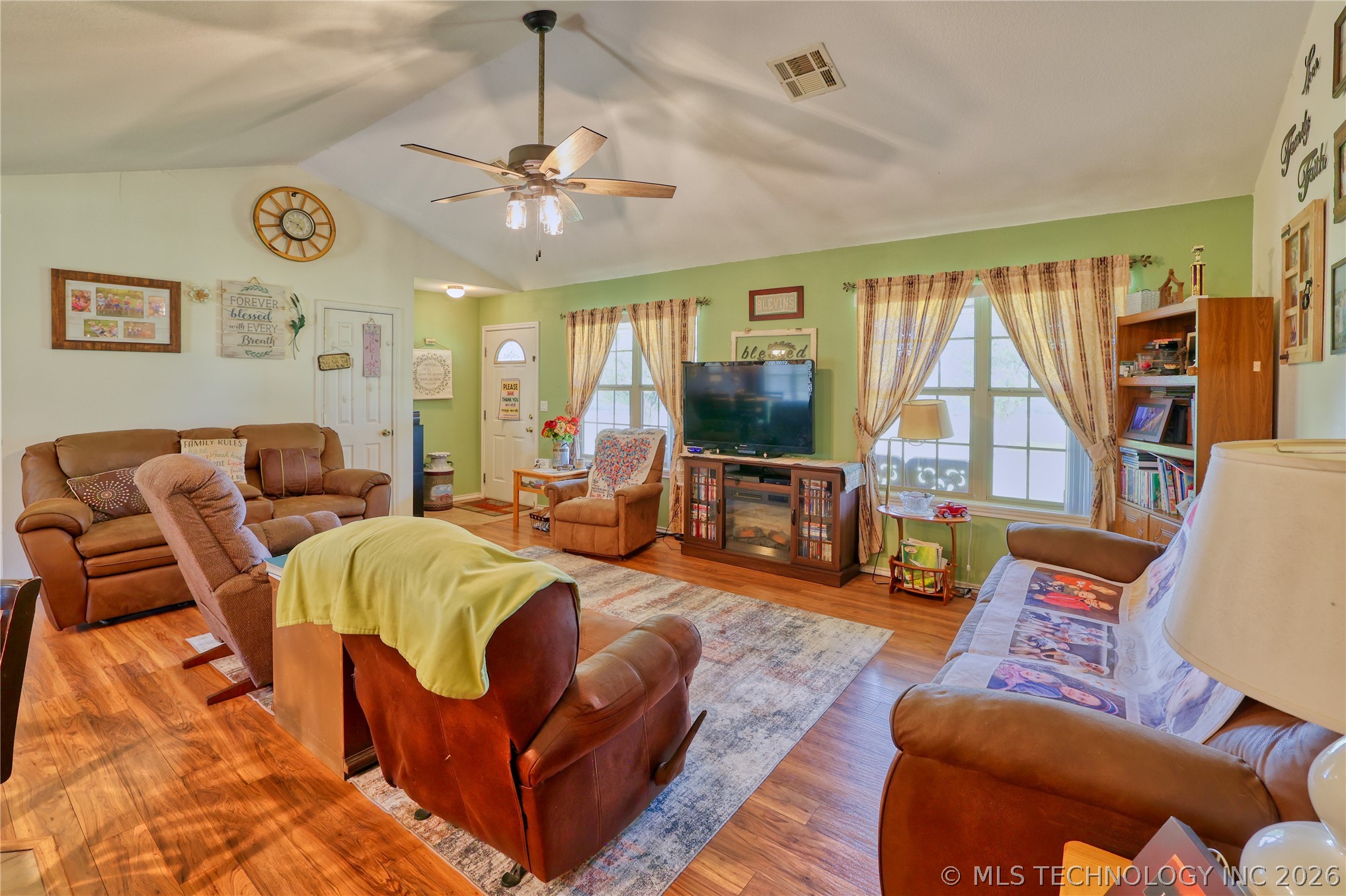 37584 County Road 1760 Property Photo 17