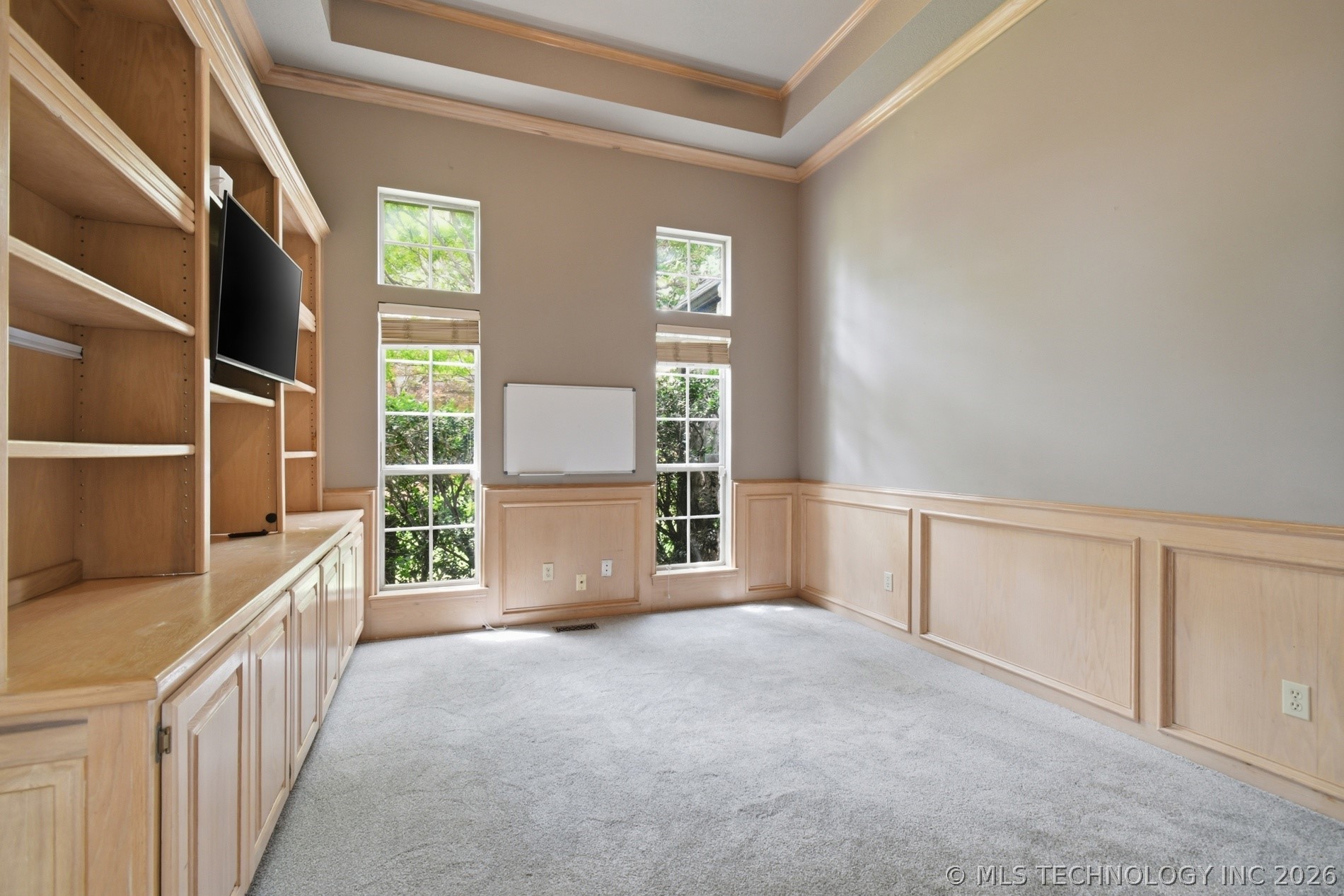 4809 Oak Leaf Drive Property Photo 3
