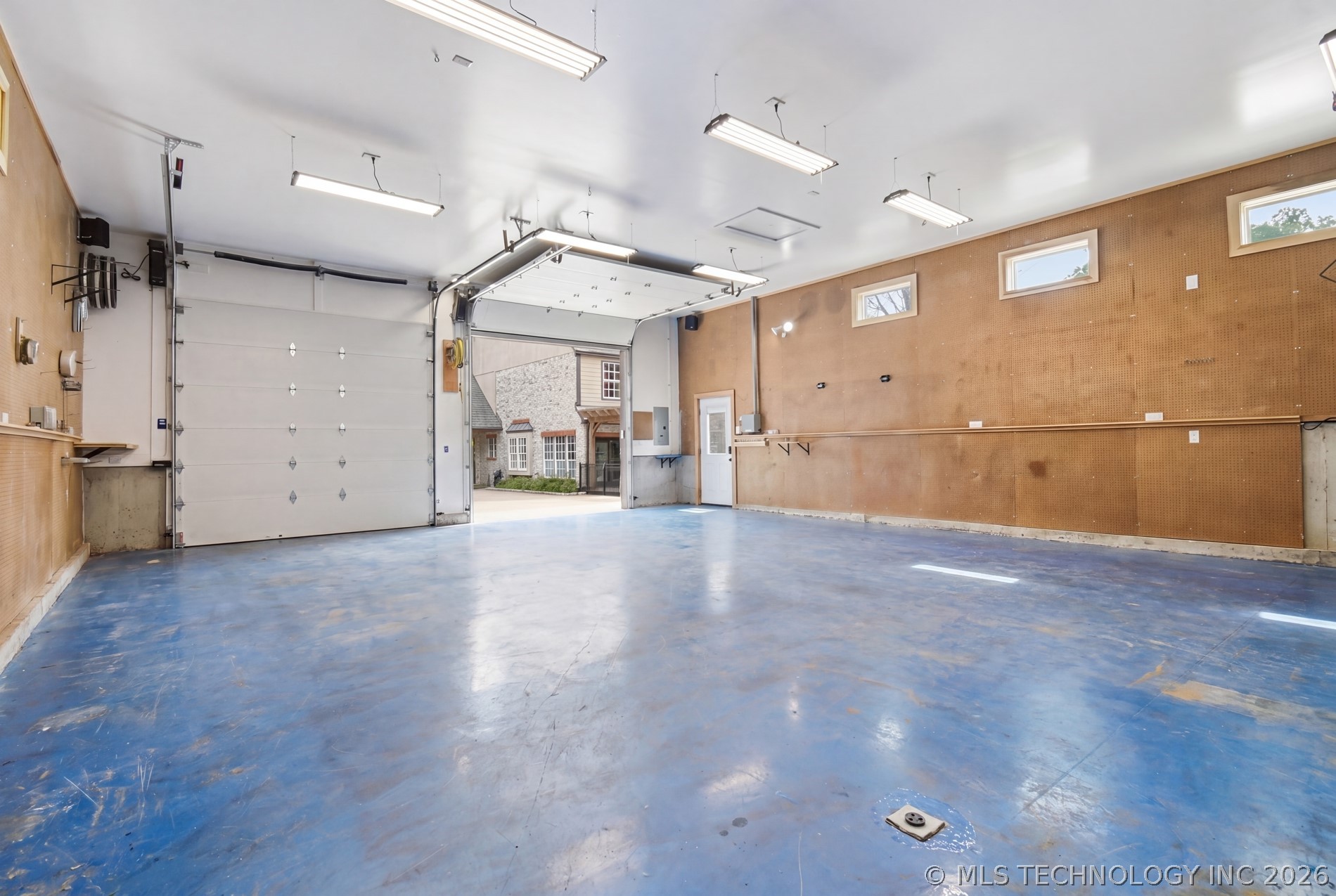 4809 Oak Leaf Drive Property Photo 15