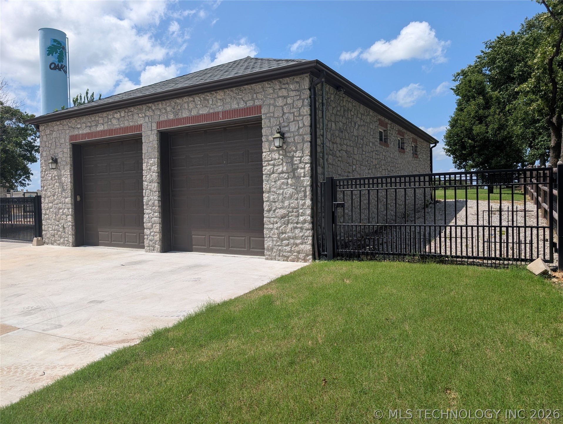 4809 Oak Leaf Drive Property Photo 76