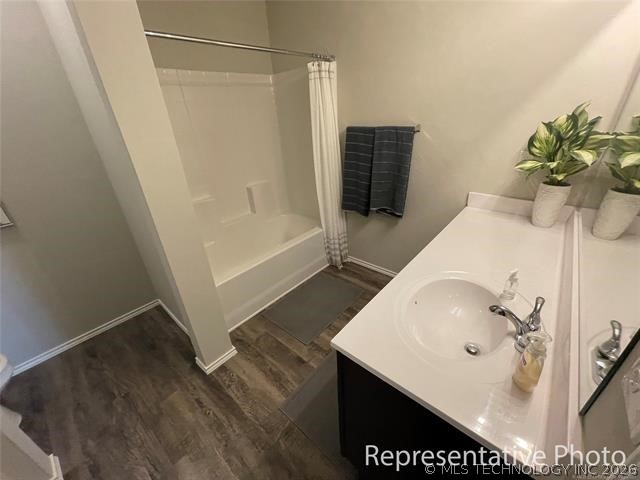 2911 S 16th Place Property Photo 16