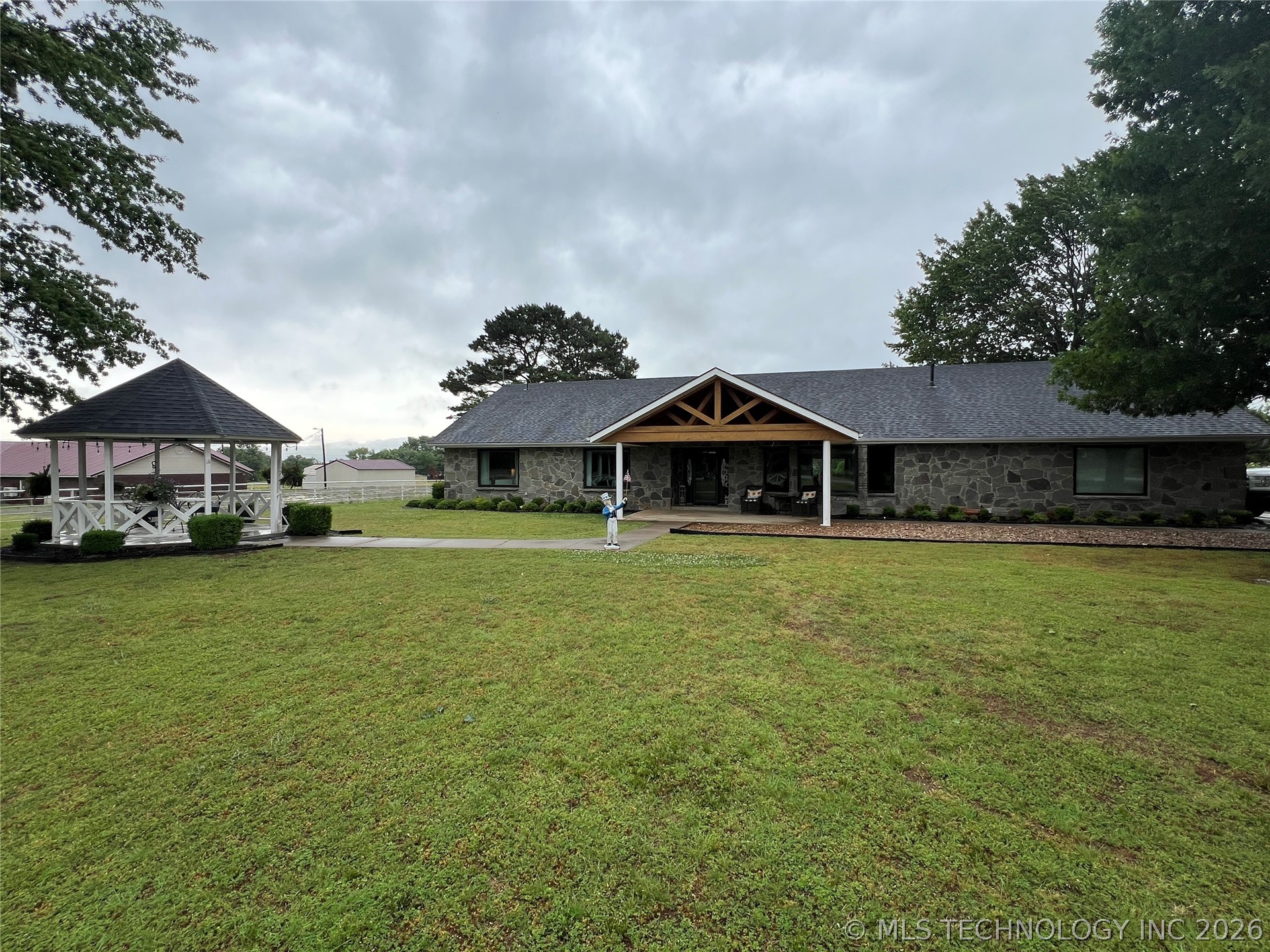 20288 E Highway 9 Property Photo 2