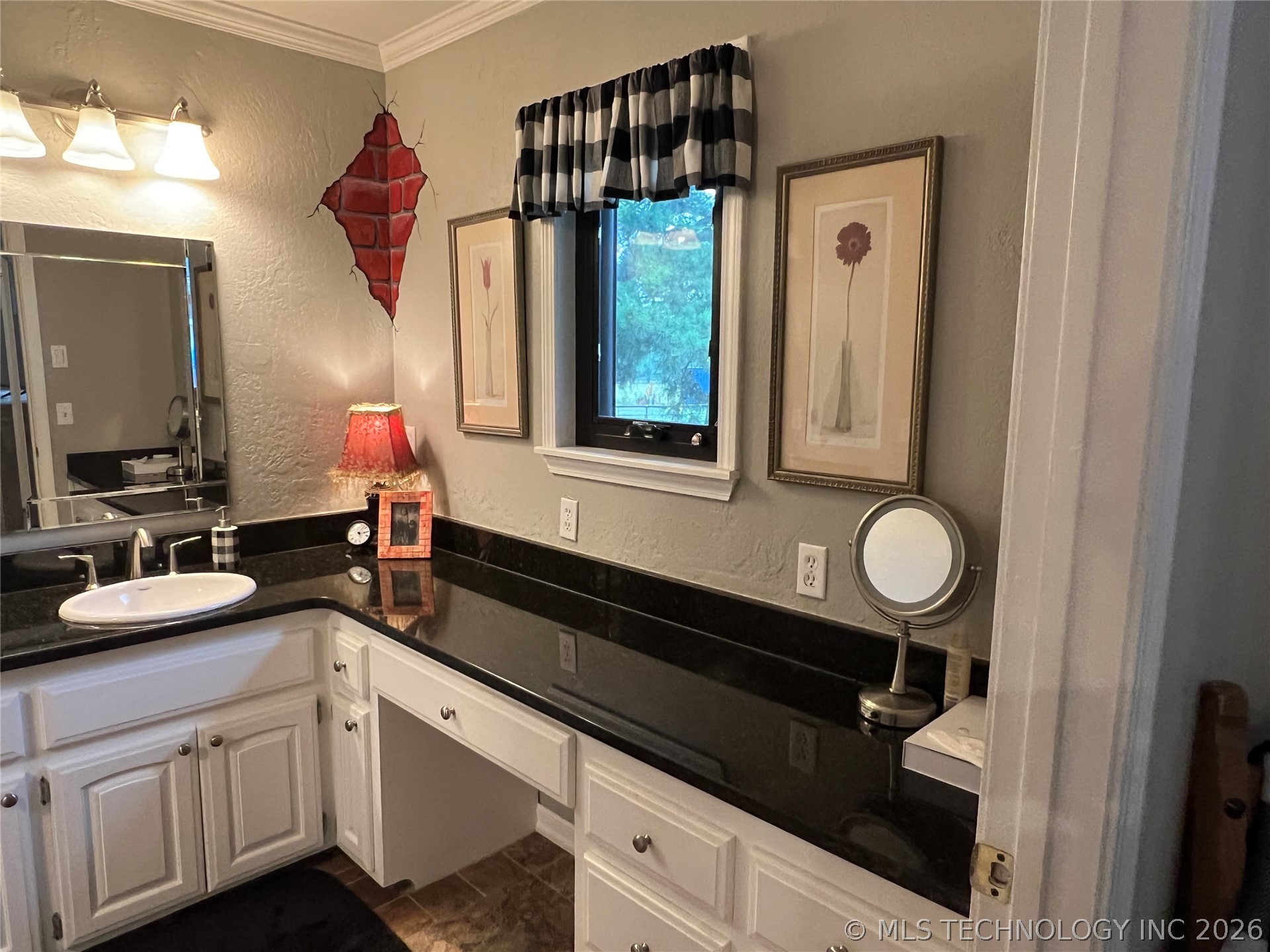 20288 E Highway 9 Property Photo 21