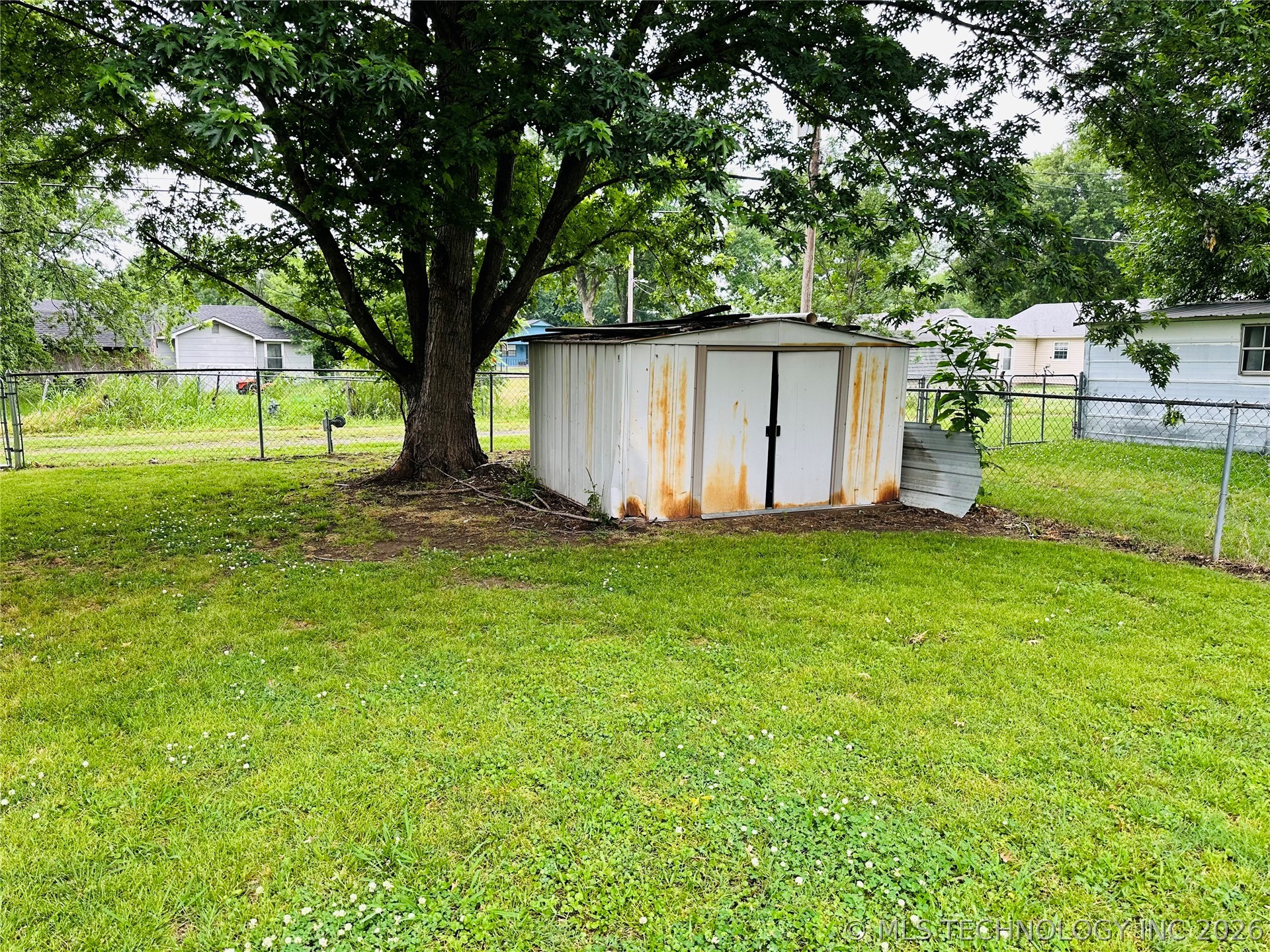 206 S Ora Street Property Photo 5