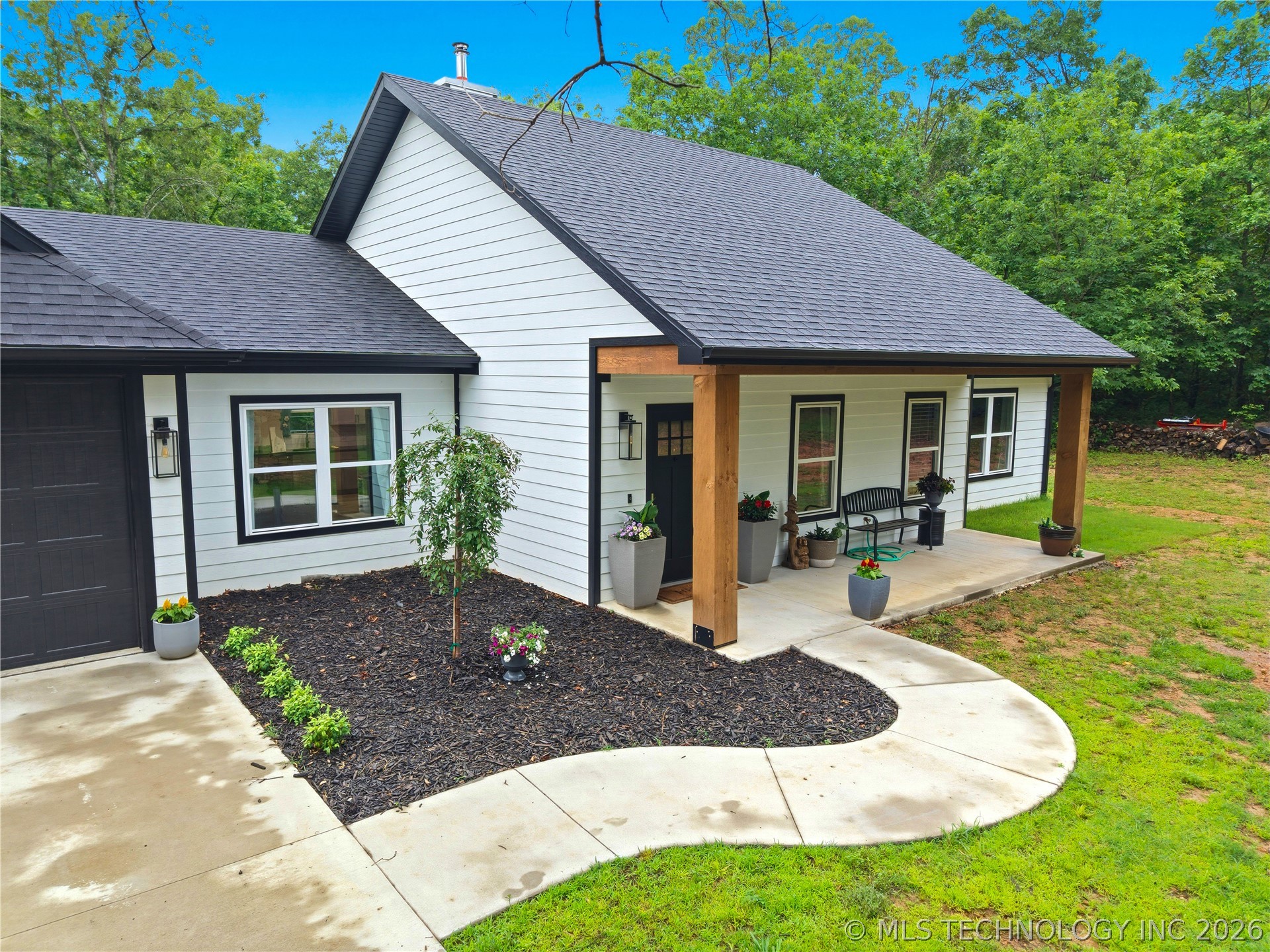 466070 E 800 Property Photo 42