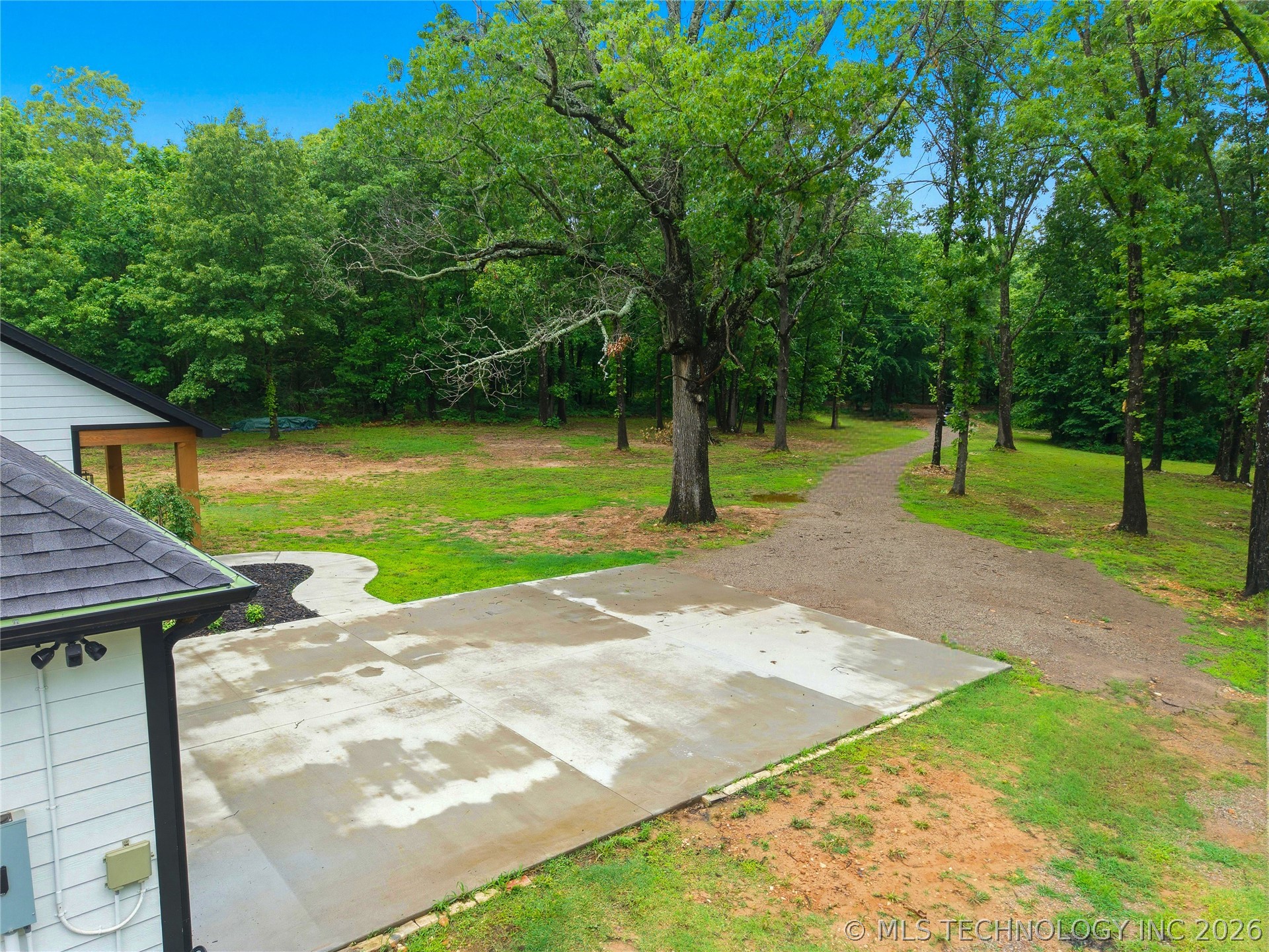 466070 E 800 Property Photo 45
